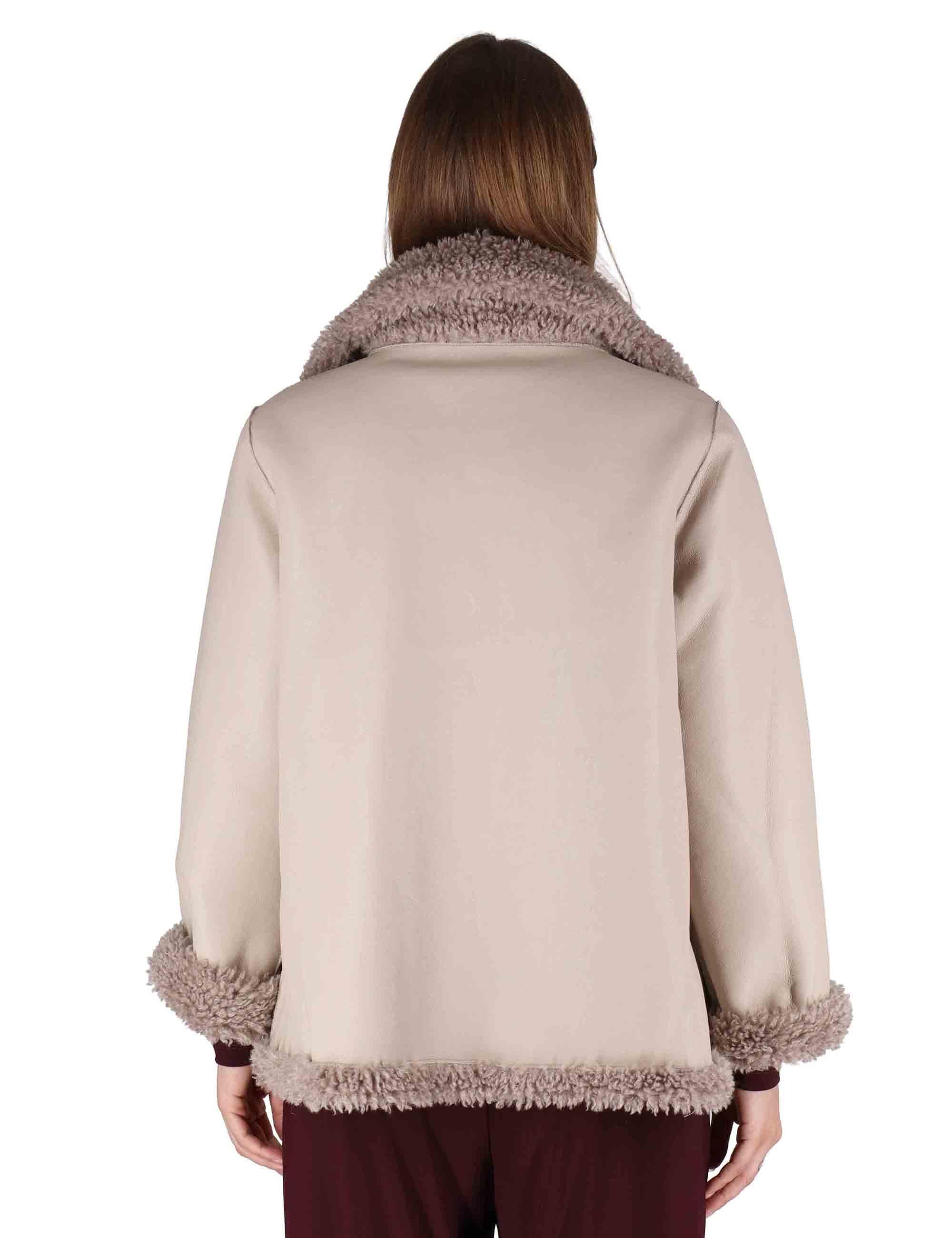 Giacconi donna reverse in eco fur effetto teddy con collo e bottoni SP25247 LIGHT GRAY Spatarella 