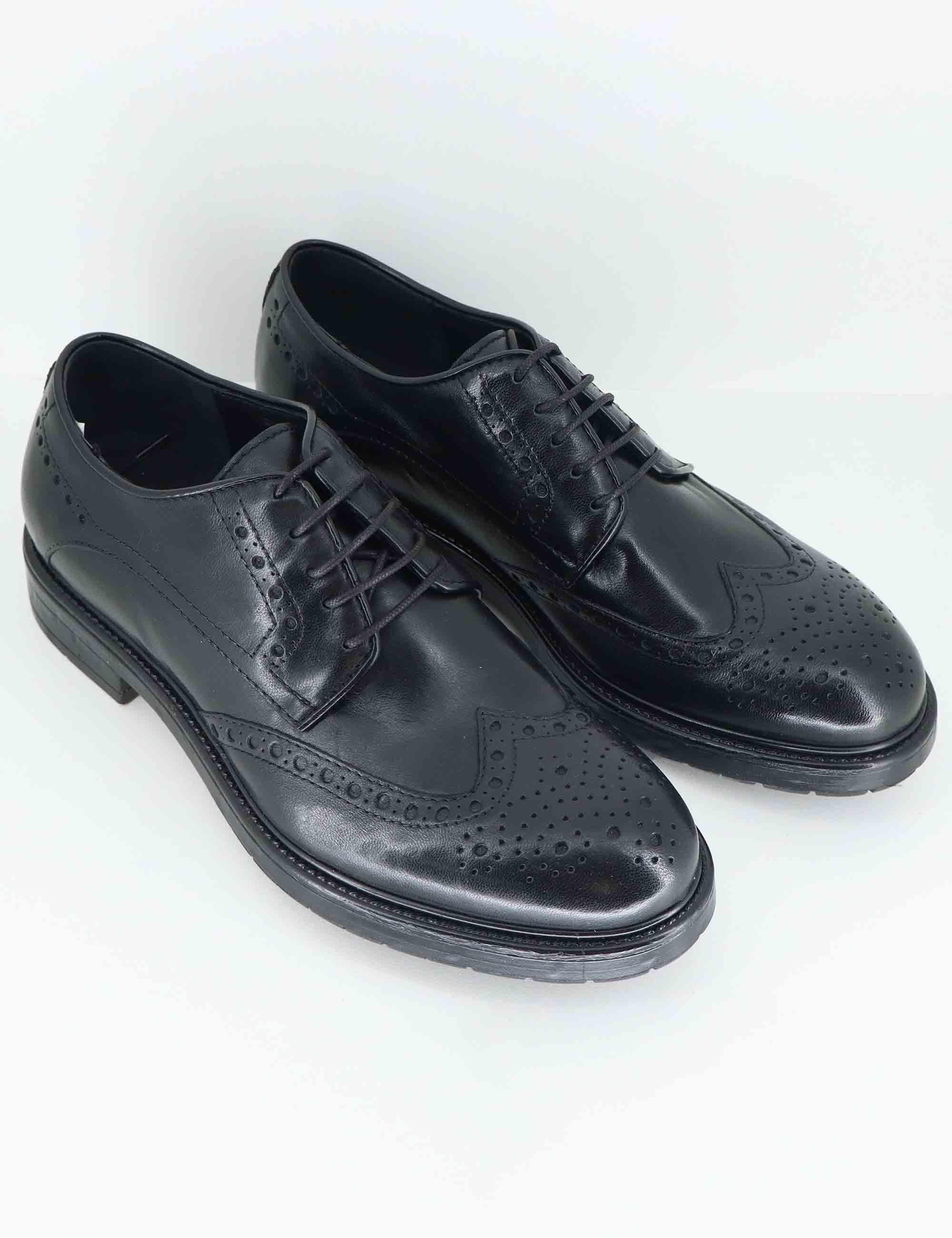 Stringate uomo in pelle nera con impunture e suola in gomma SPGB2080 001 Spatarella 