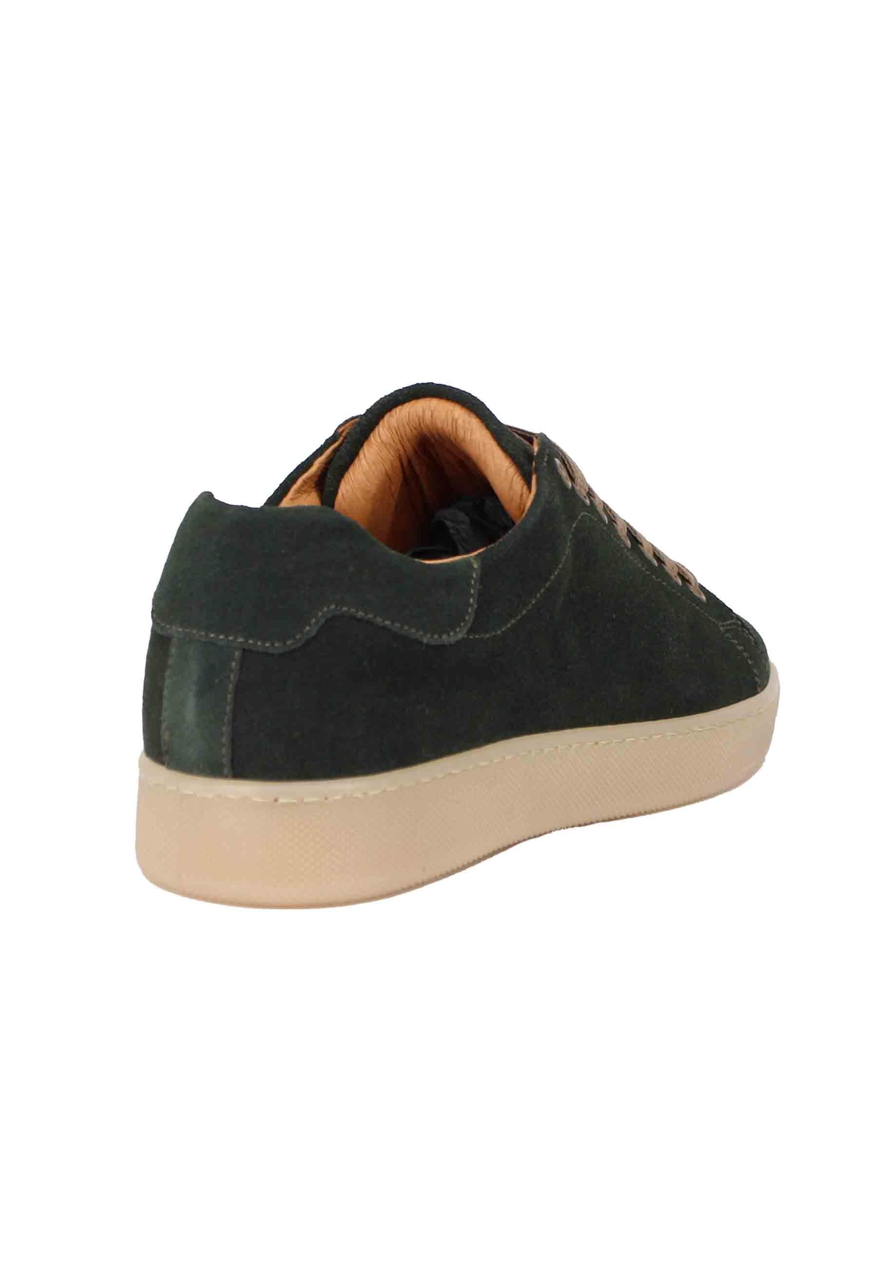 Sneakers uomo in camoscio verde con fondo in gomma 2011 025 Spatarella 