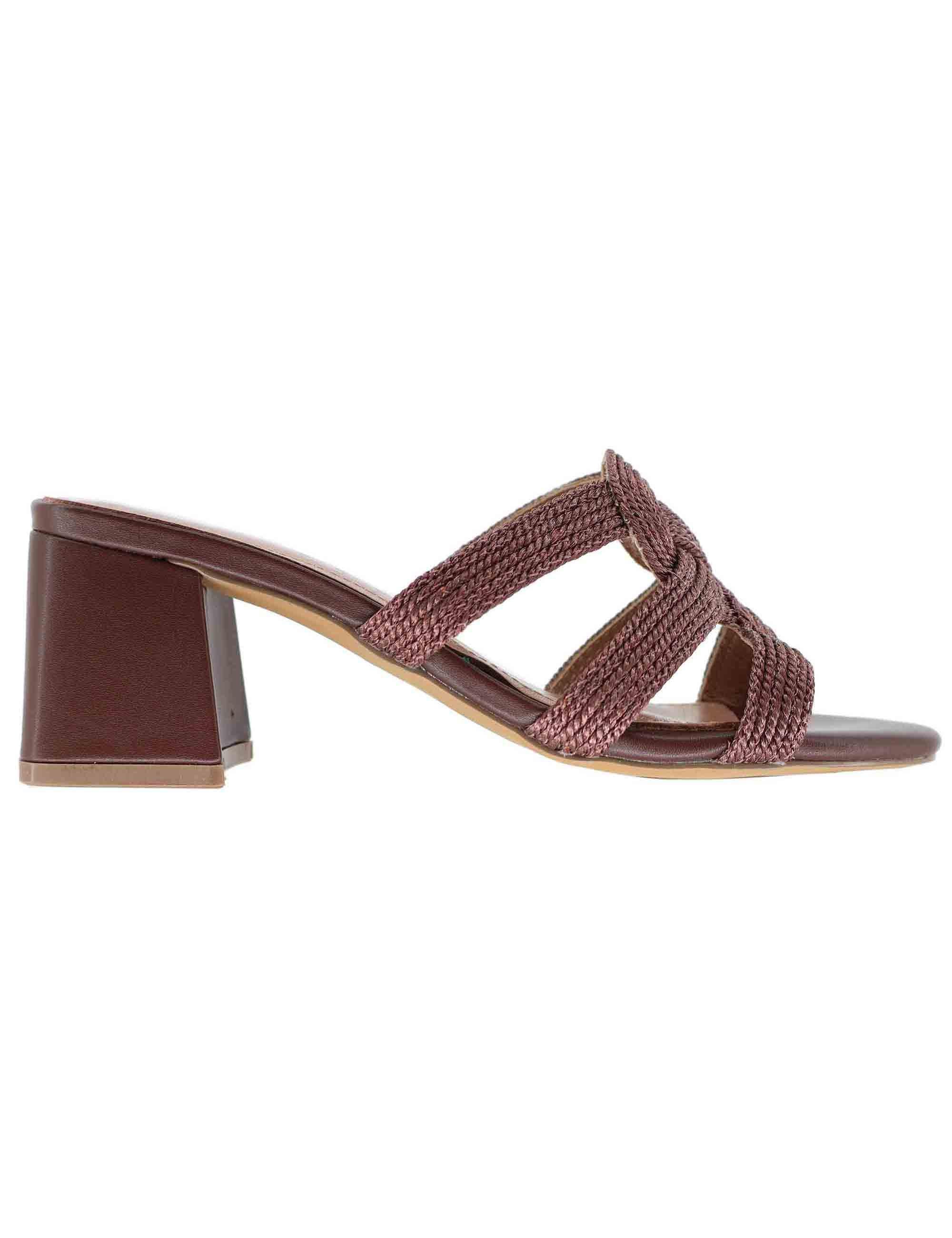 Sandali donna Alia in tessuto marrone con punta quadra 851Z94HG 028 Bibi Lou 