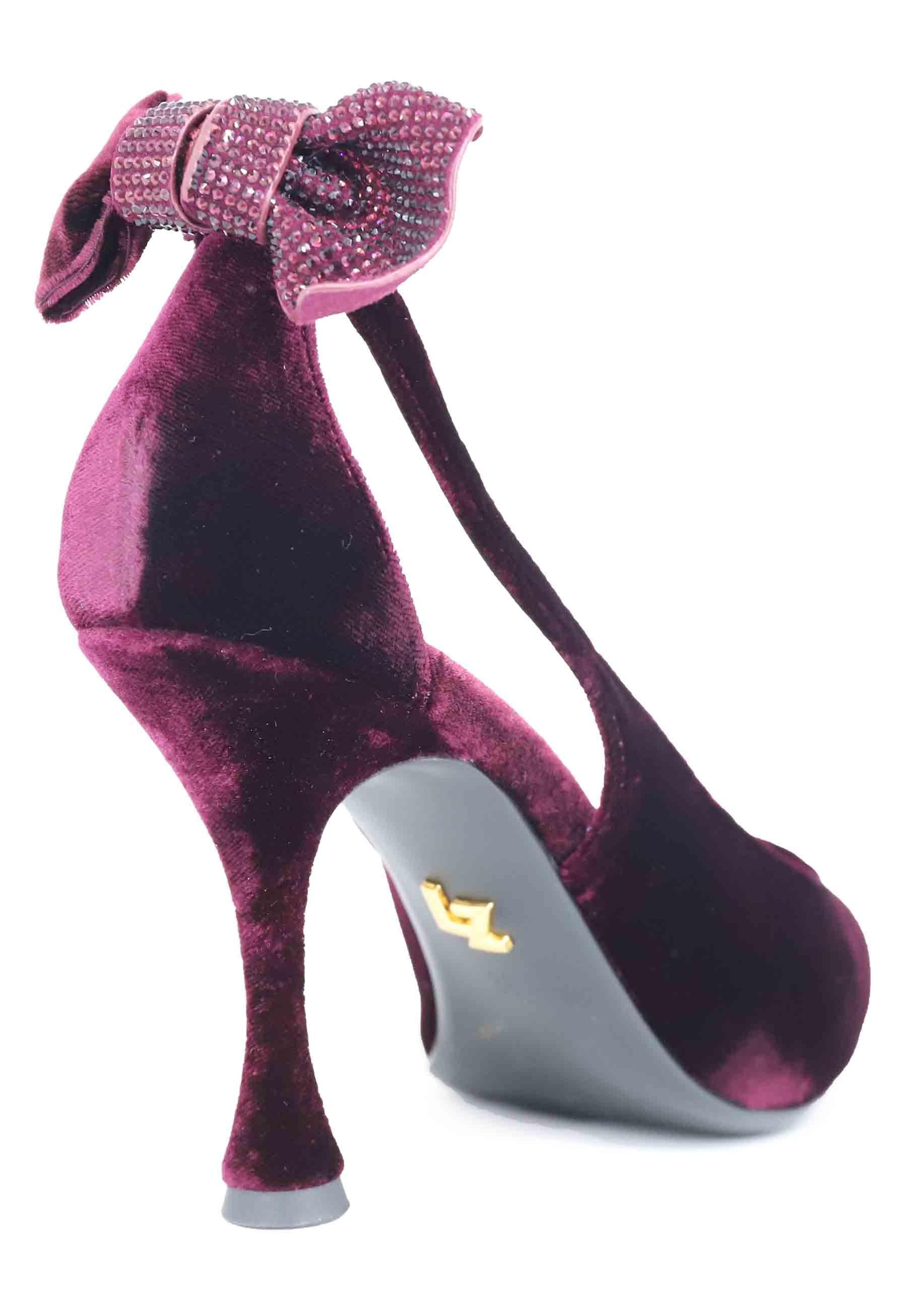 Decollete donna in velluto viola con fiocco in strass Persan 338Z70BK 037 Lola Cruz 