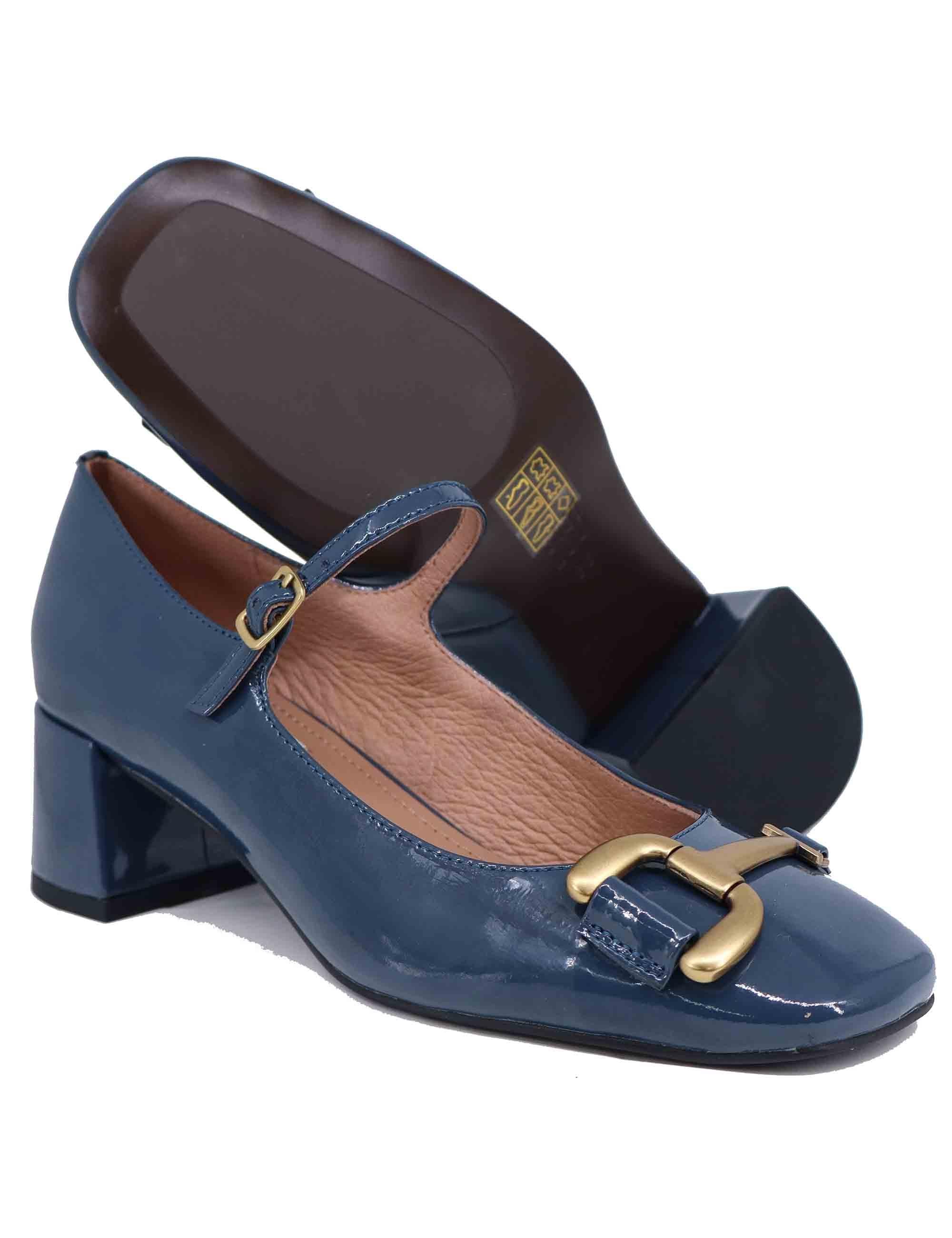 Decollete donna Noa in vernice blu con morsetto oro 575Z20VK 12 Bibi Lou 