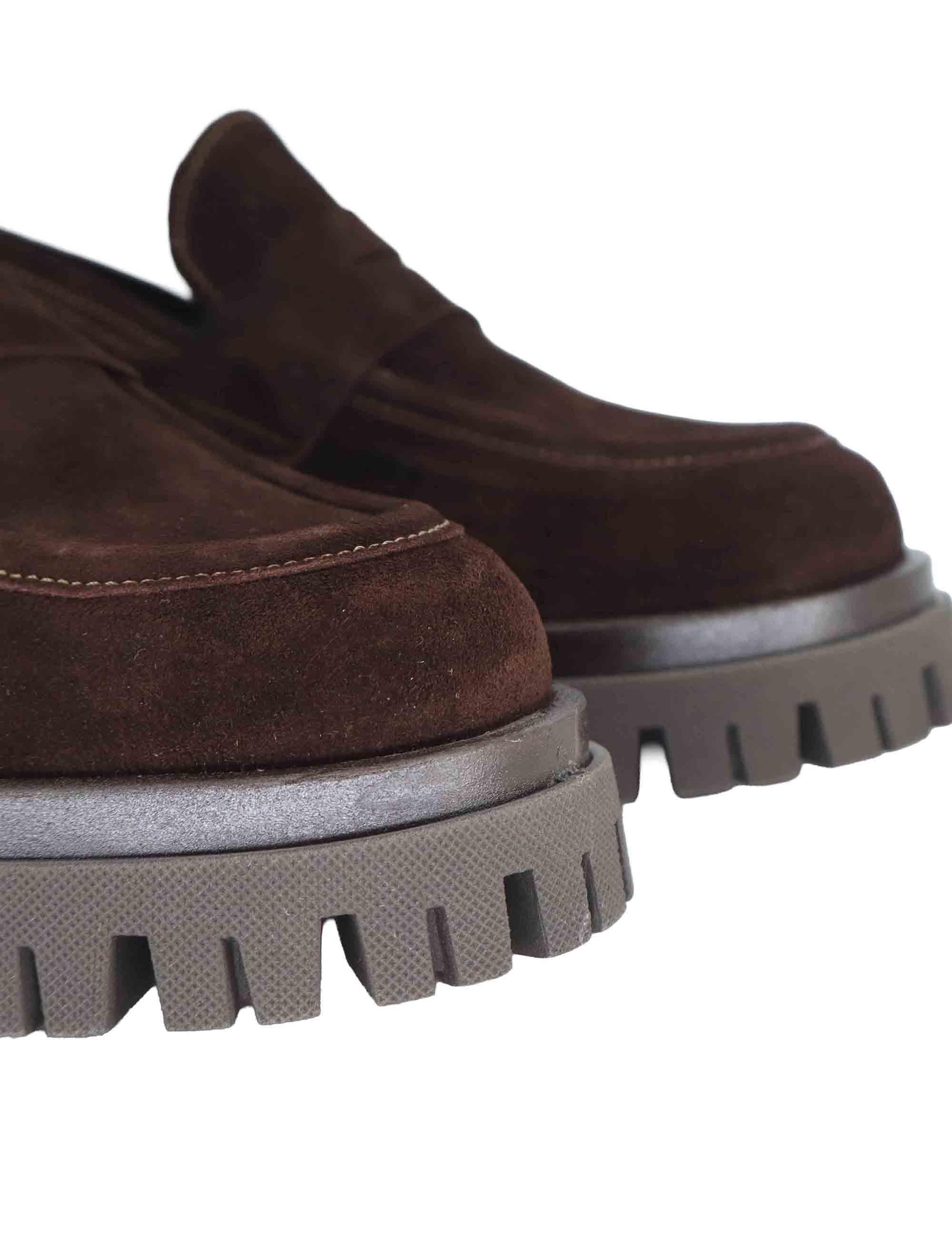 Mocassini donna in camoscio marrone con suola in gomma carrarmato SP1205 014 Spatarella 