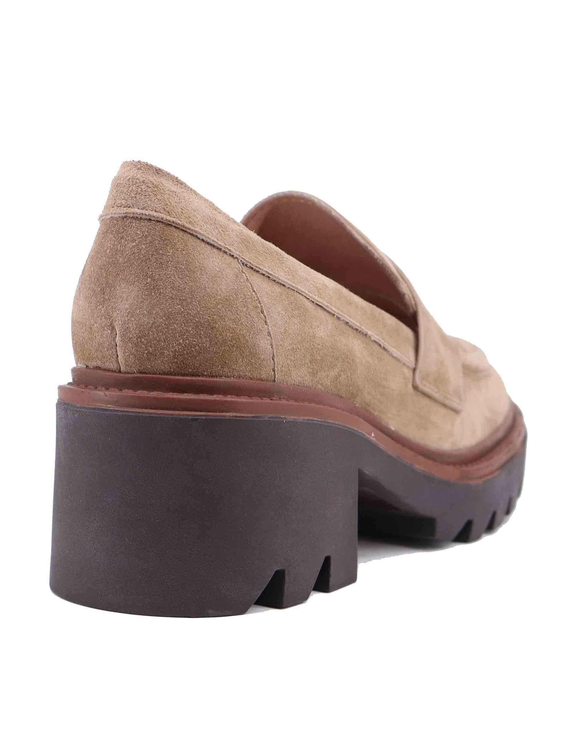 Mocassini donna in camoscio taupe con suola alta 582Z30VK 95 Bibi Lou 