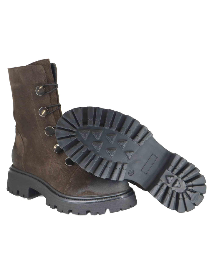 Stivaletti anfibi donna in camoscio marrone con borchie e suola carrarmato GAIA 9 014 Tattoo 