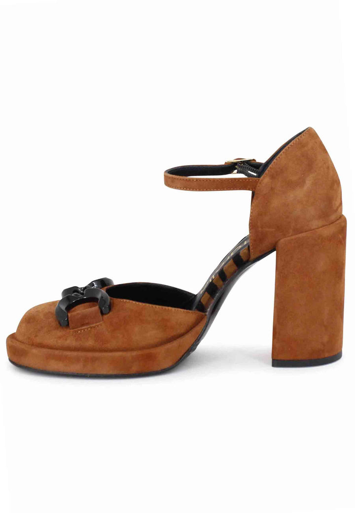 Decollete donna in camoscio cuoio con tacco alto e cinturino SP755 012 Spatarella 