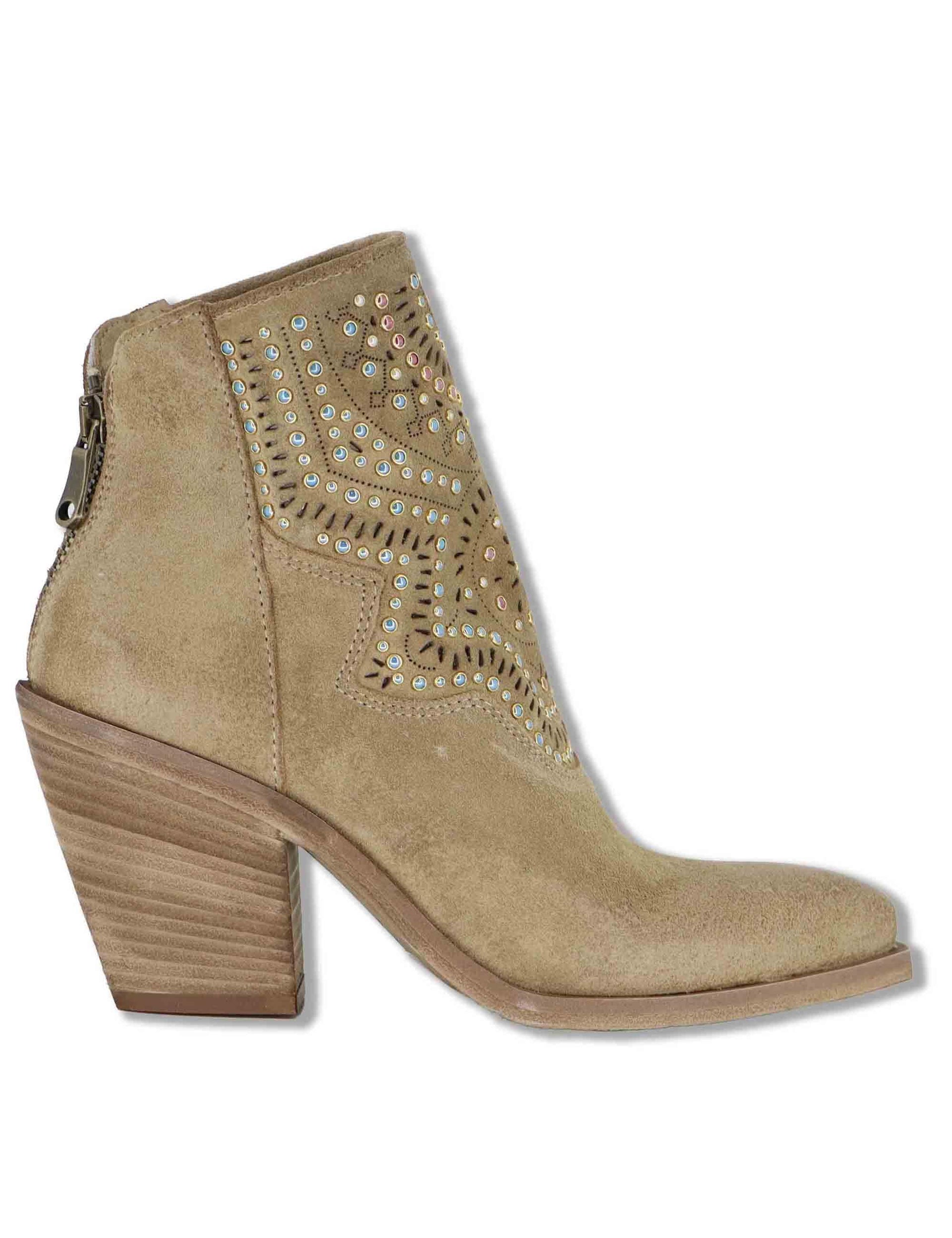 Stivaletti texani donna in camoscio taupe con borchie e tacco alto SPXD2403 029 Spatarella 