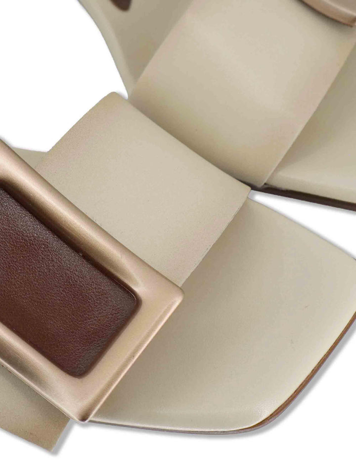 Sandali donna in pelle off white con fibbia brunita e tacco alto BHV264853 BUTTER Hispanitas 