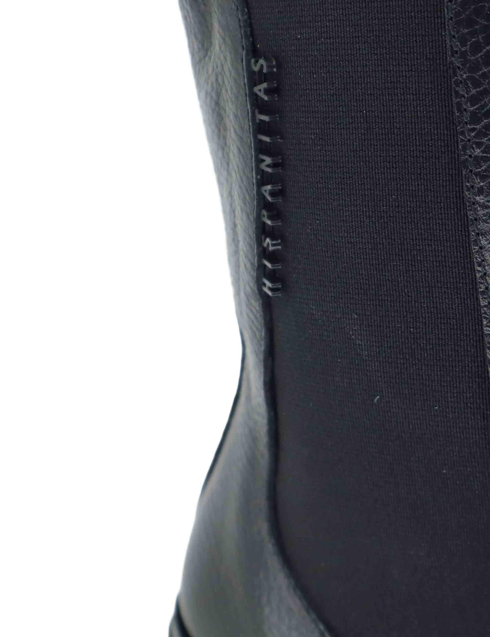 Stivaletti donna in pelle nera con suola carrarmato HI254313 C002 Hispanitas 