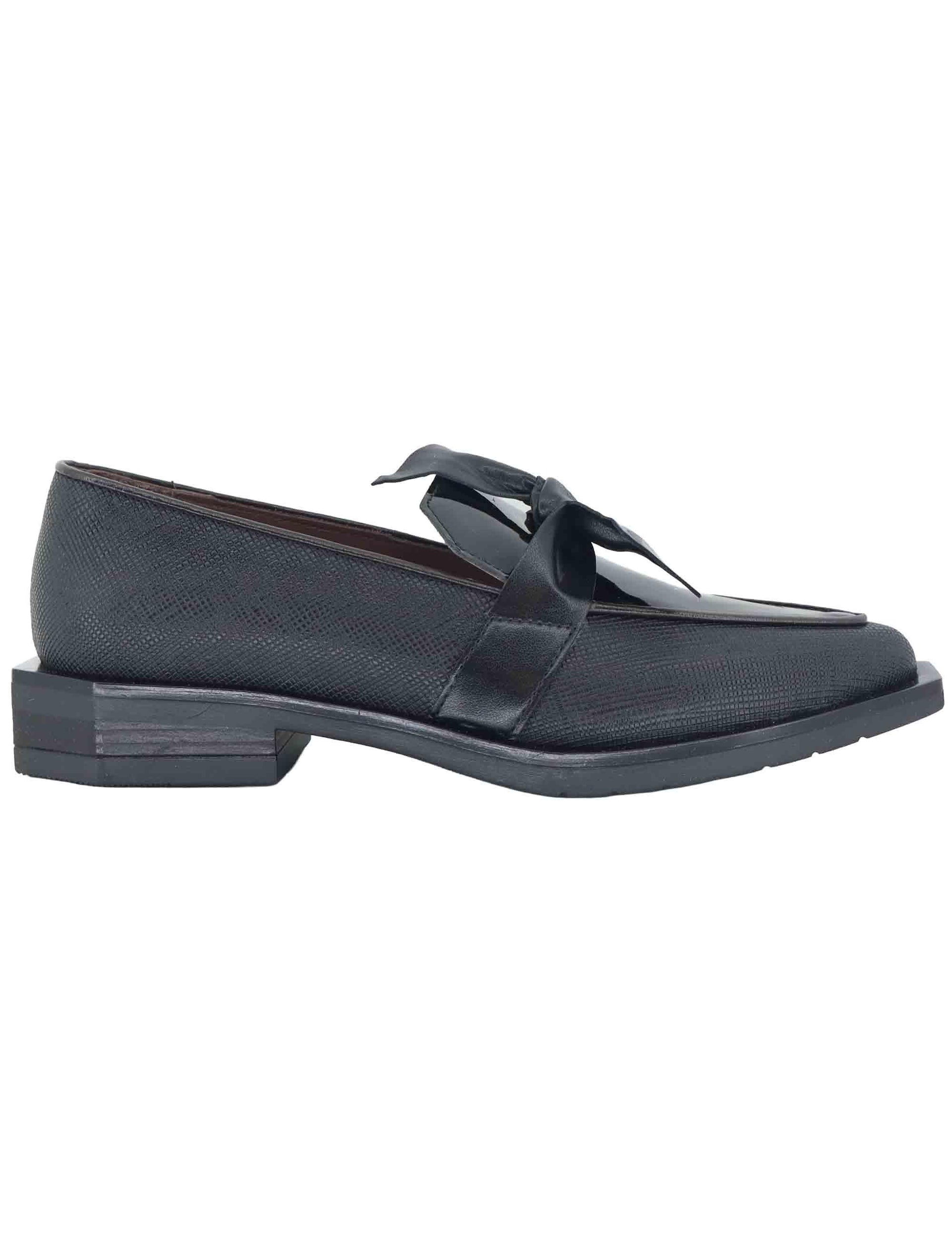 Mocassini donna in pelle nera tacco basso G23 2 Le Bohemien 