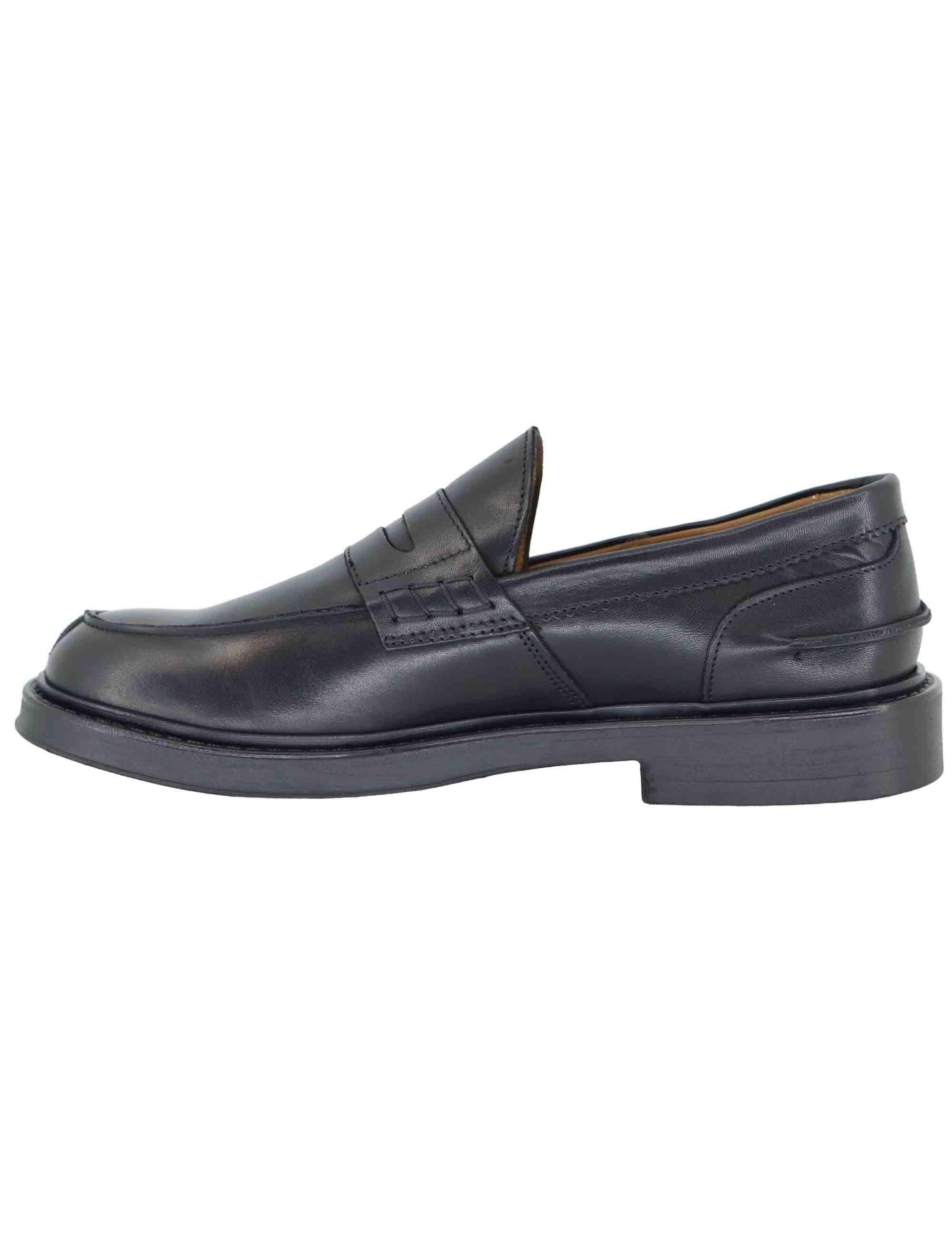 Mocassini uomo in pelle nera con suola in gomma SP030 001 Spatarella 
