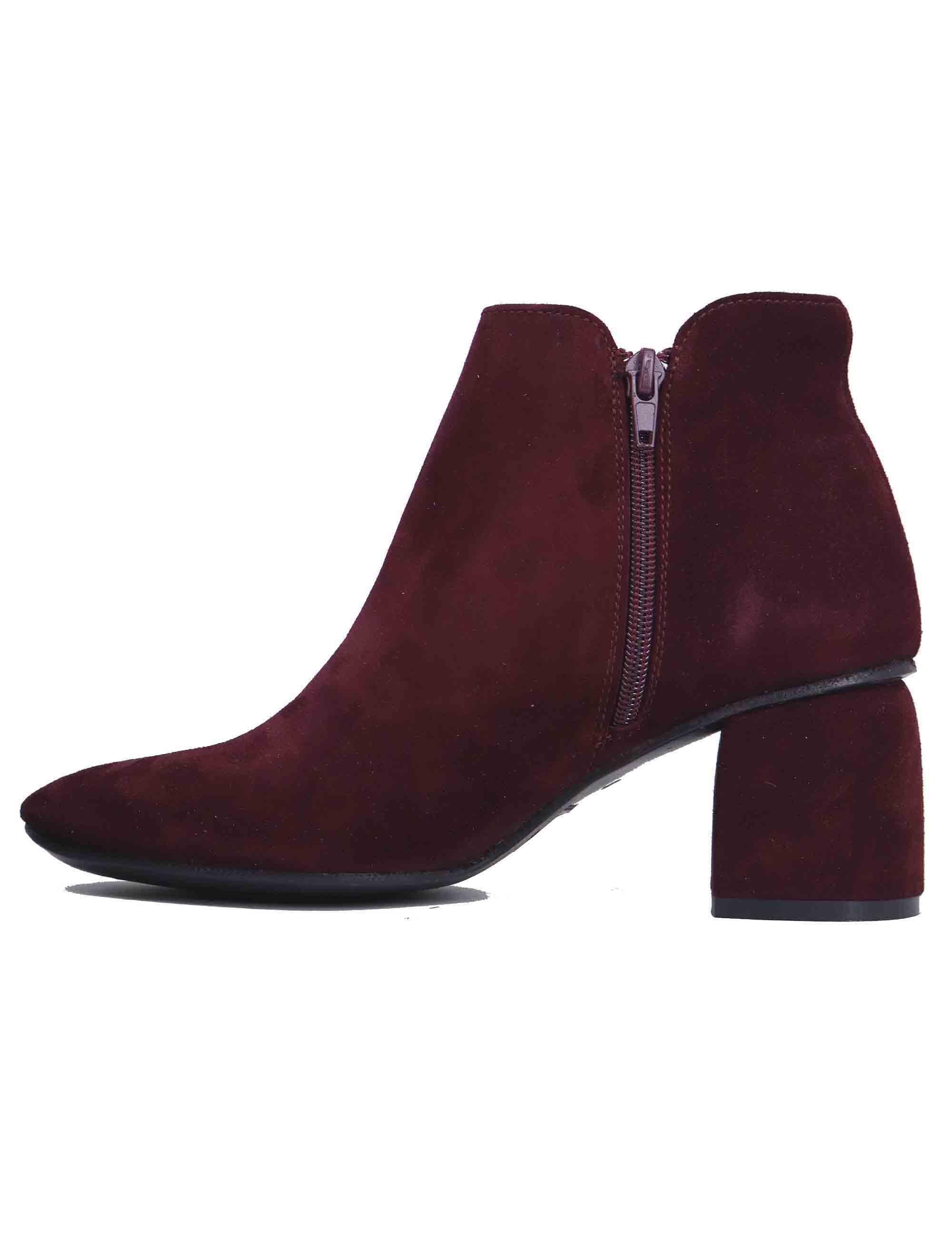Stivaletti donna in camoscio bordeaux 124900 022 Kudetà 