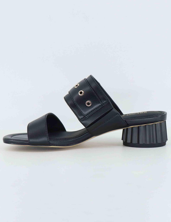 Sandali donna in pelle nera con tacco basso e fibbia BL2104X 001 Bruno Premi 