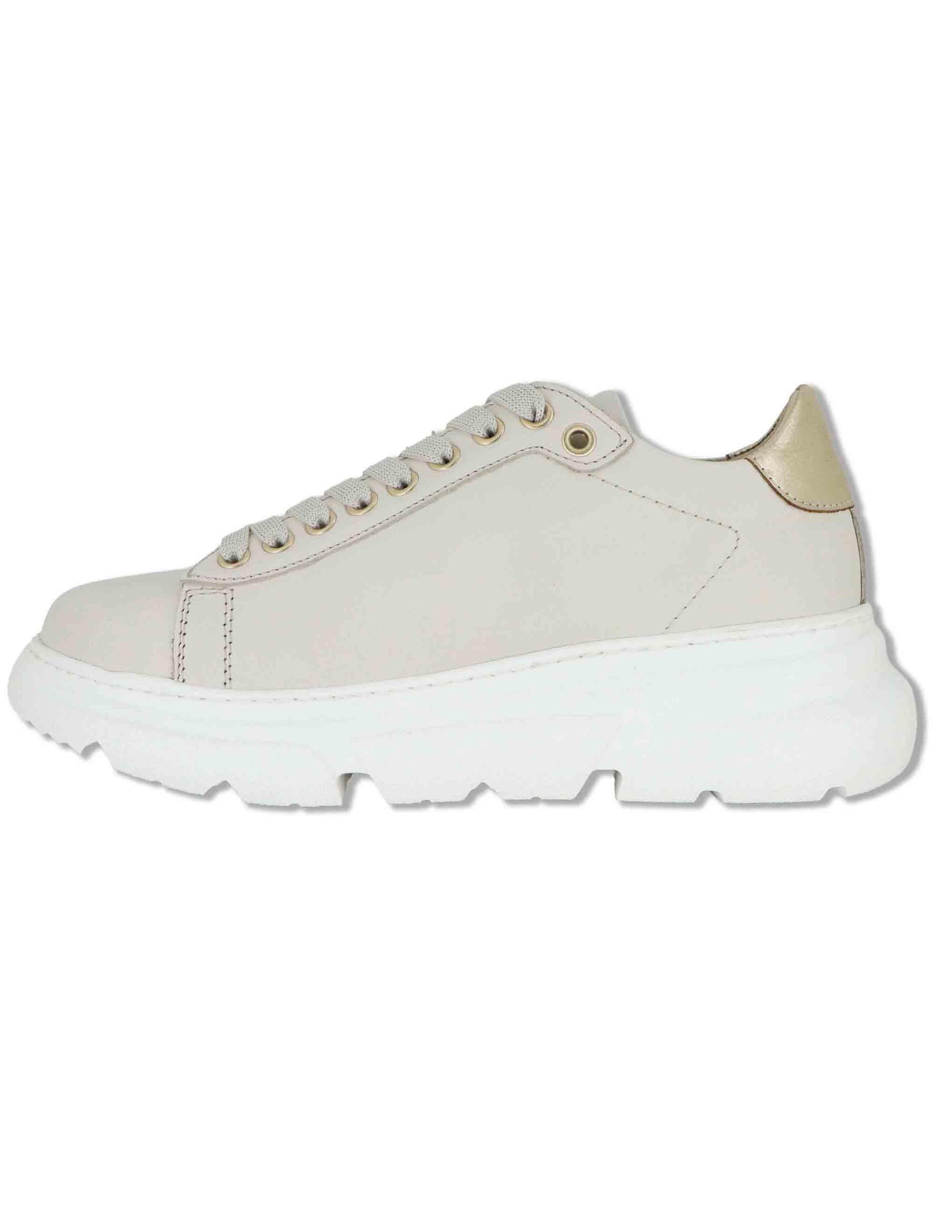 Sneakers donna in pelle off white con suola running alta in gomma SP60170 300 Spatarella 