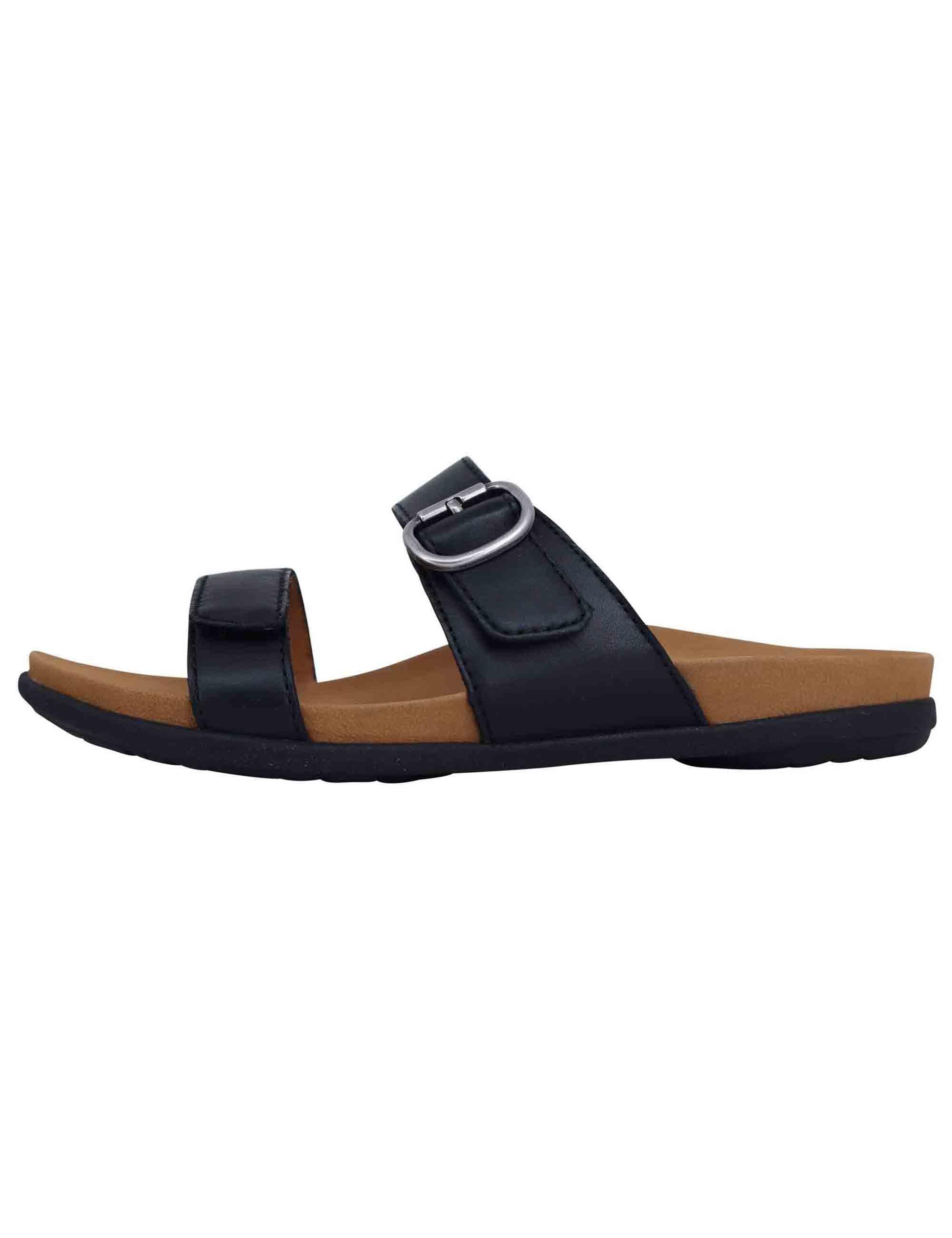 Sandali bassi donna in pelle nera con fibbia laterale JUSTINE 6220-500200 Dansko 