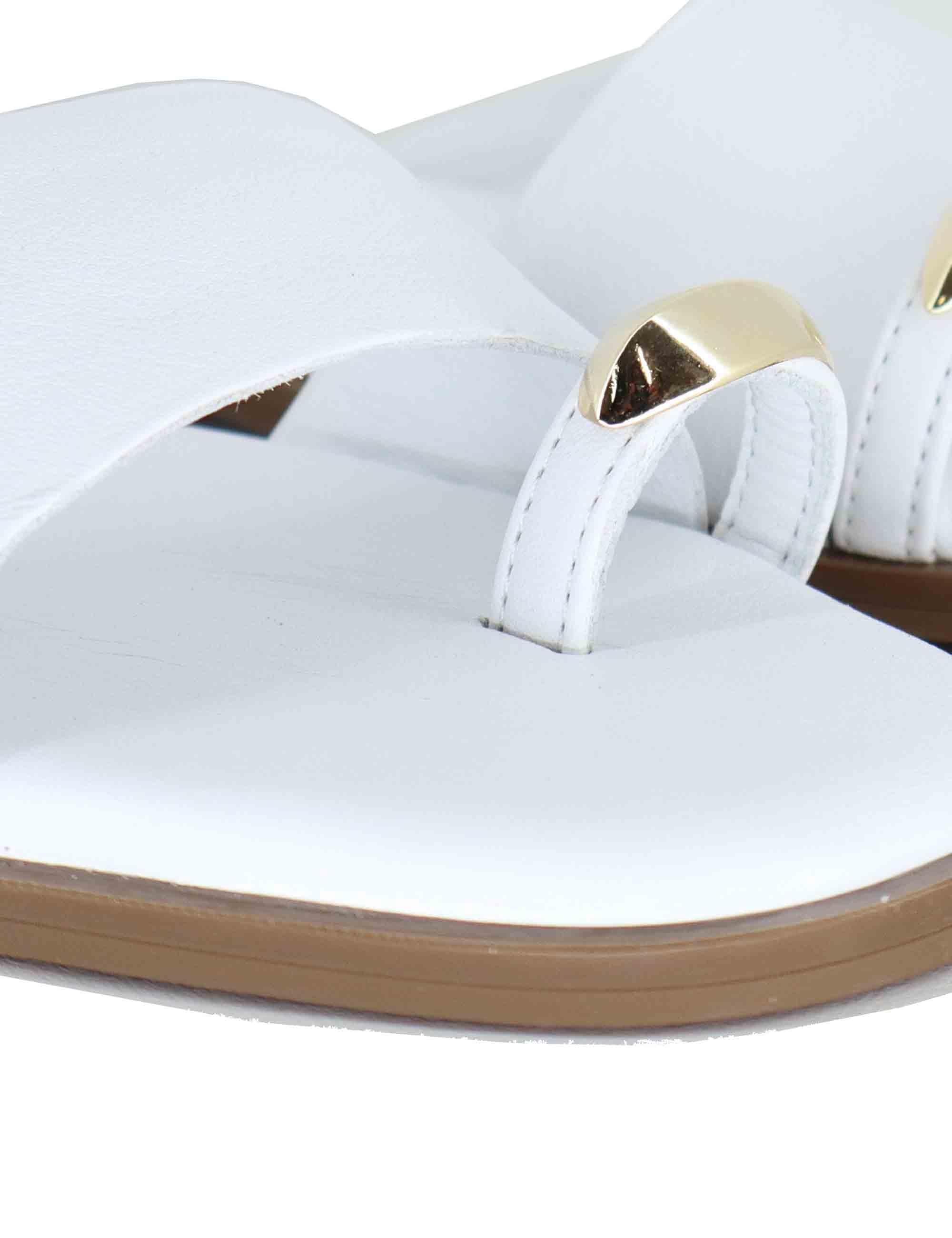 Sandali bassi donna infradito in pelle bianca con anello SP262050 002 Spatarella 