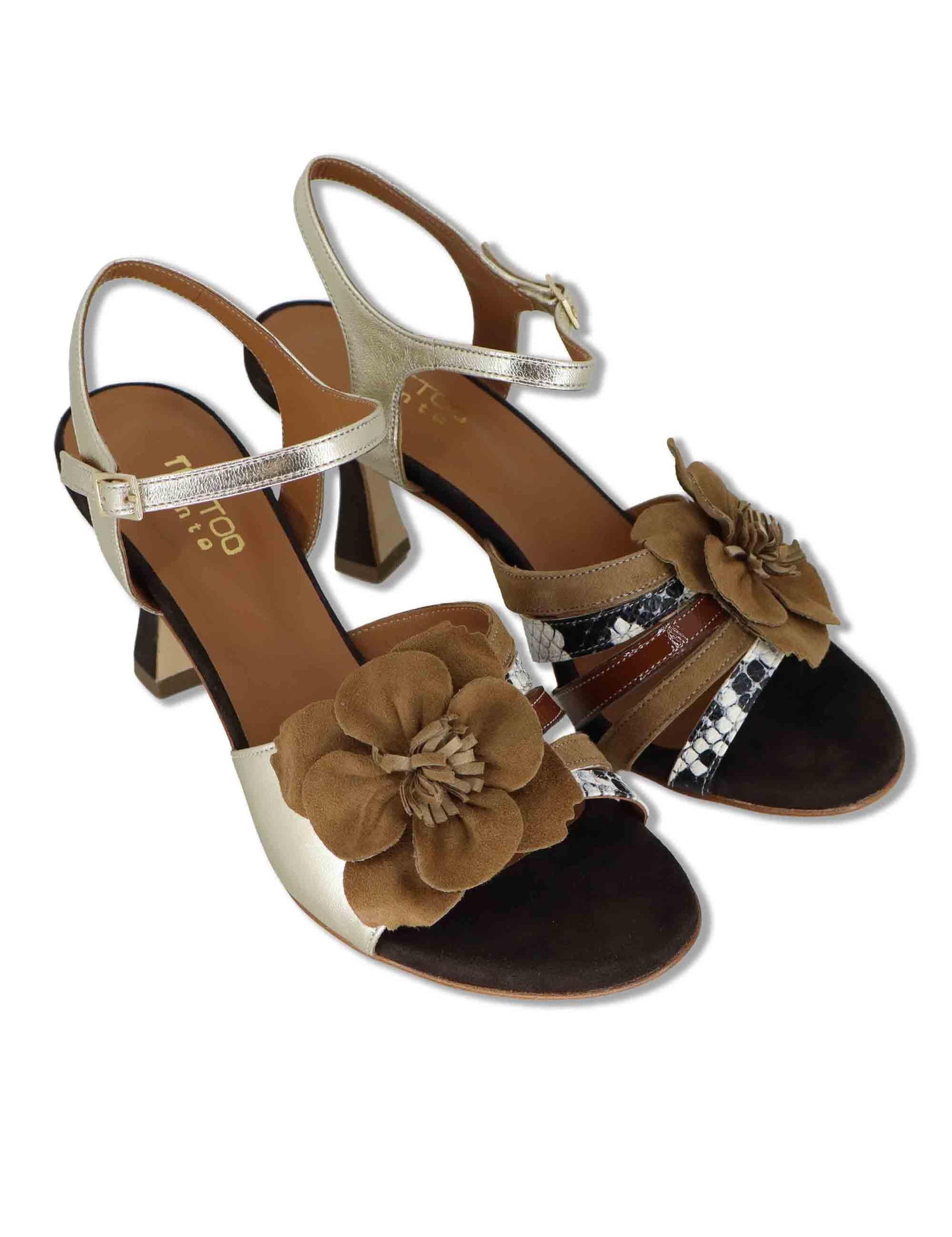Sandali donna in pelle laminata oro e camoscio nero con fiore e tacco alto 1040 006 Tattoo 