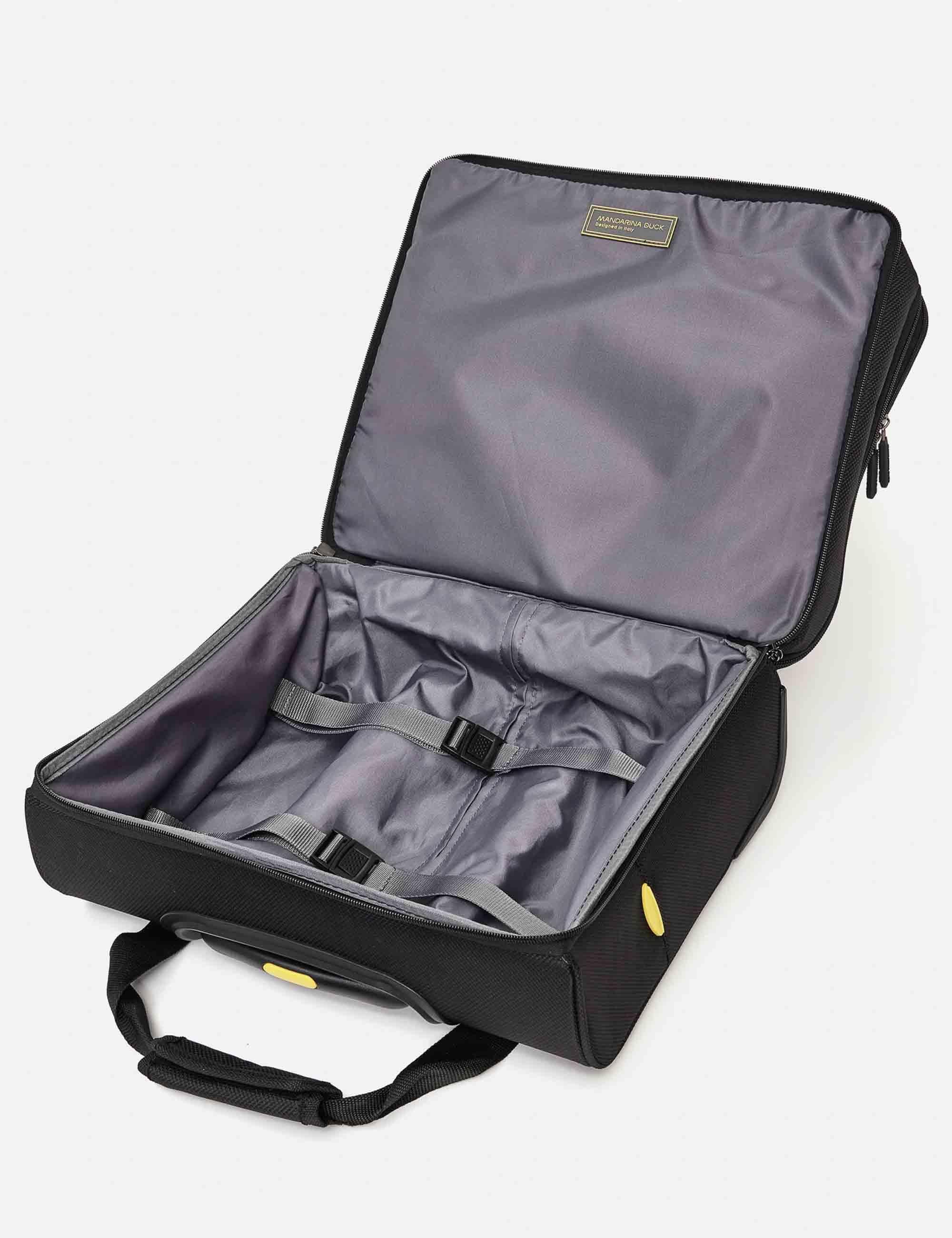 Trolley pilota Zephyr in nero 2 ruote P10OTV07 651 Mandarina Duck 