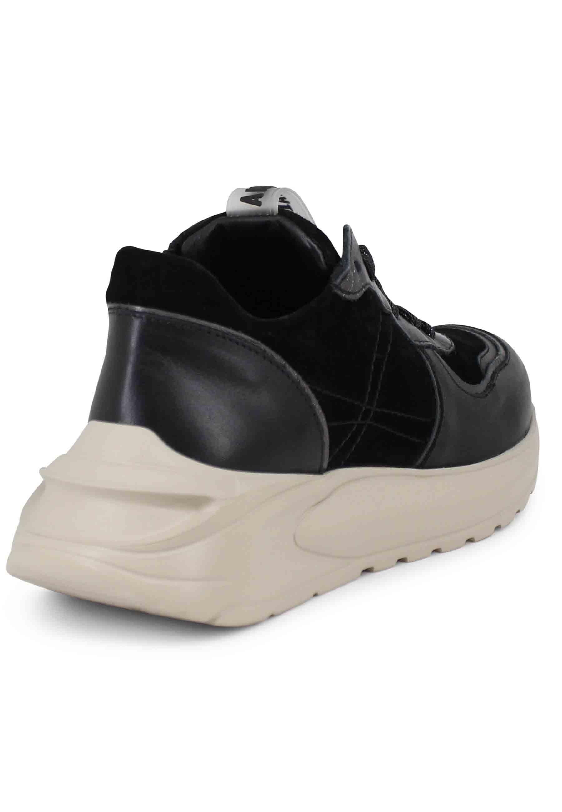 Sneakers donna in pelle nera con suola in gomma SPIKE 001 Andia Fora 