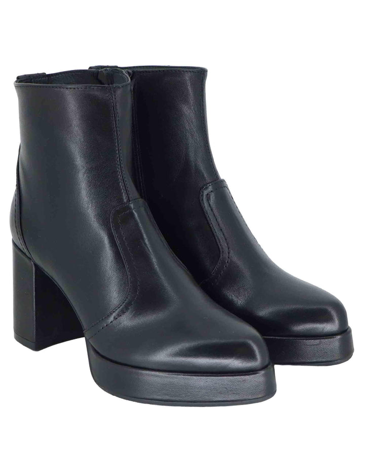 Stivaletti donna in pelle nera con tacco alto e plateau SP2347 001 Spatarella 