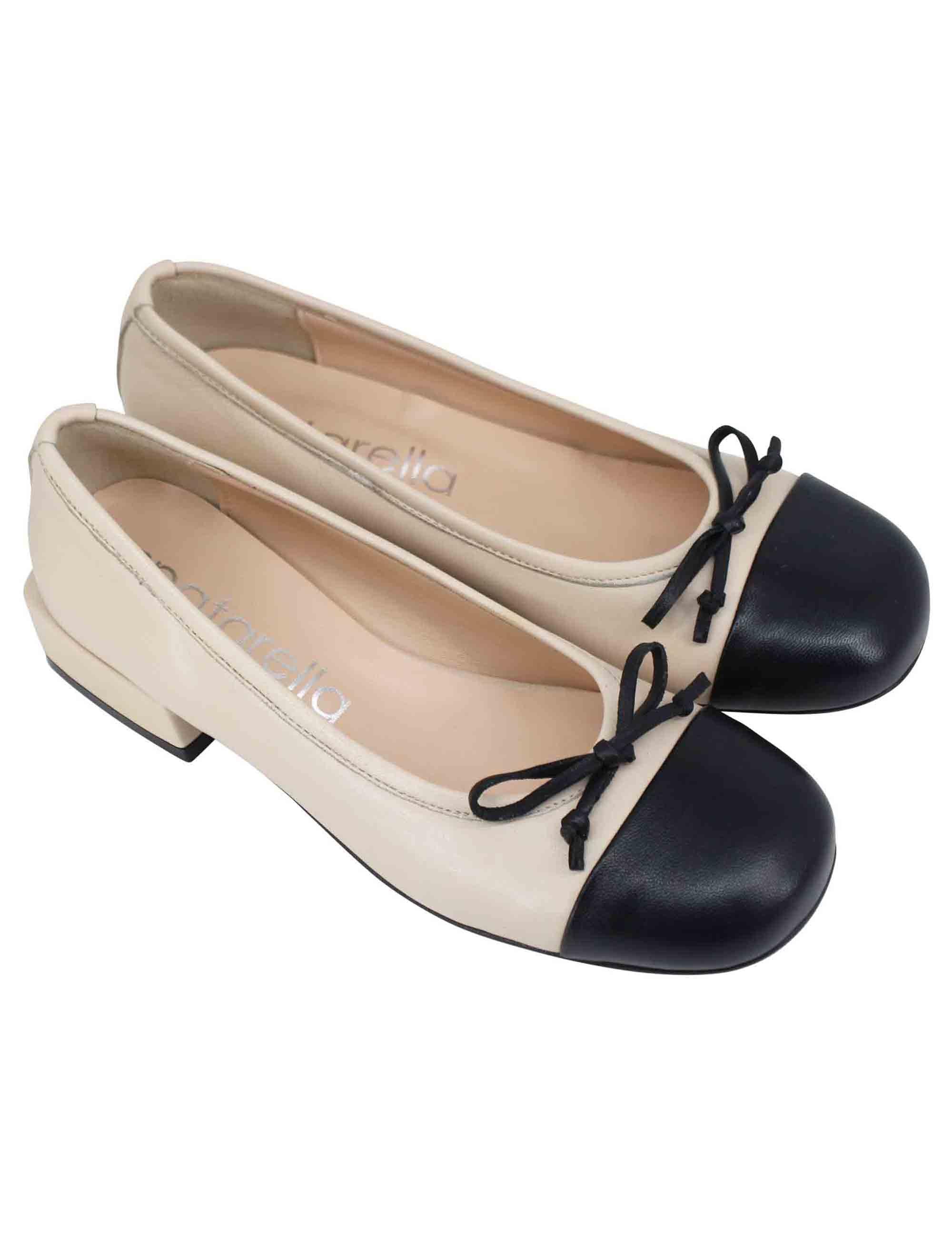 Ballerine donna in pelle beige con puntale e fiocco nero SPCH28 015 Spatarella 