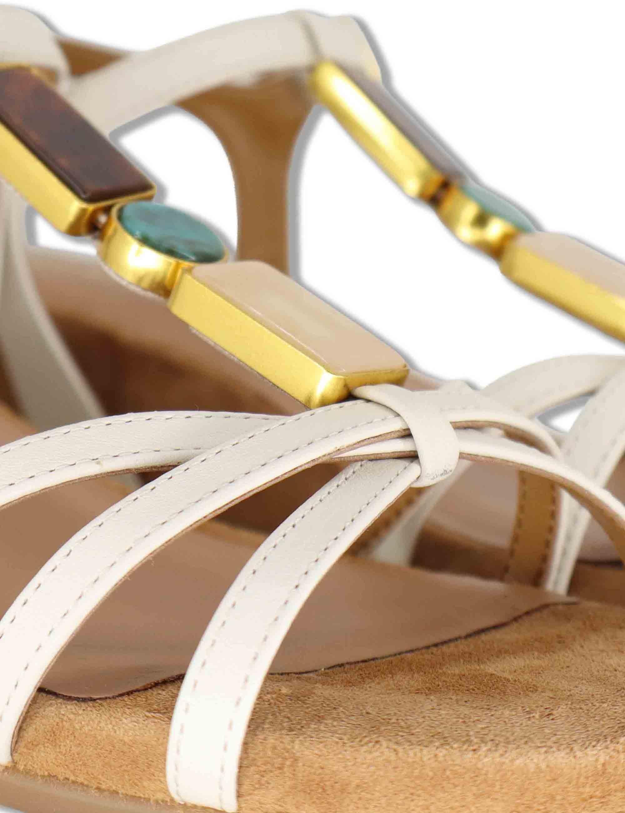 Sandali donna in camoscio cuoio con pietre e zeppa bassa BEDEL GRA IVORY Unisa 