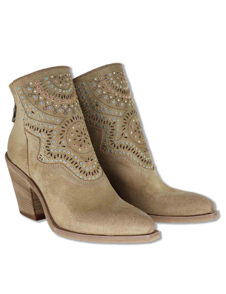 Stivaletti texani donna in camoscio taupe con borchie e tacco alto SPXD2403 029 Spatarella 