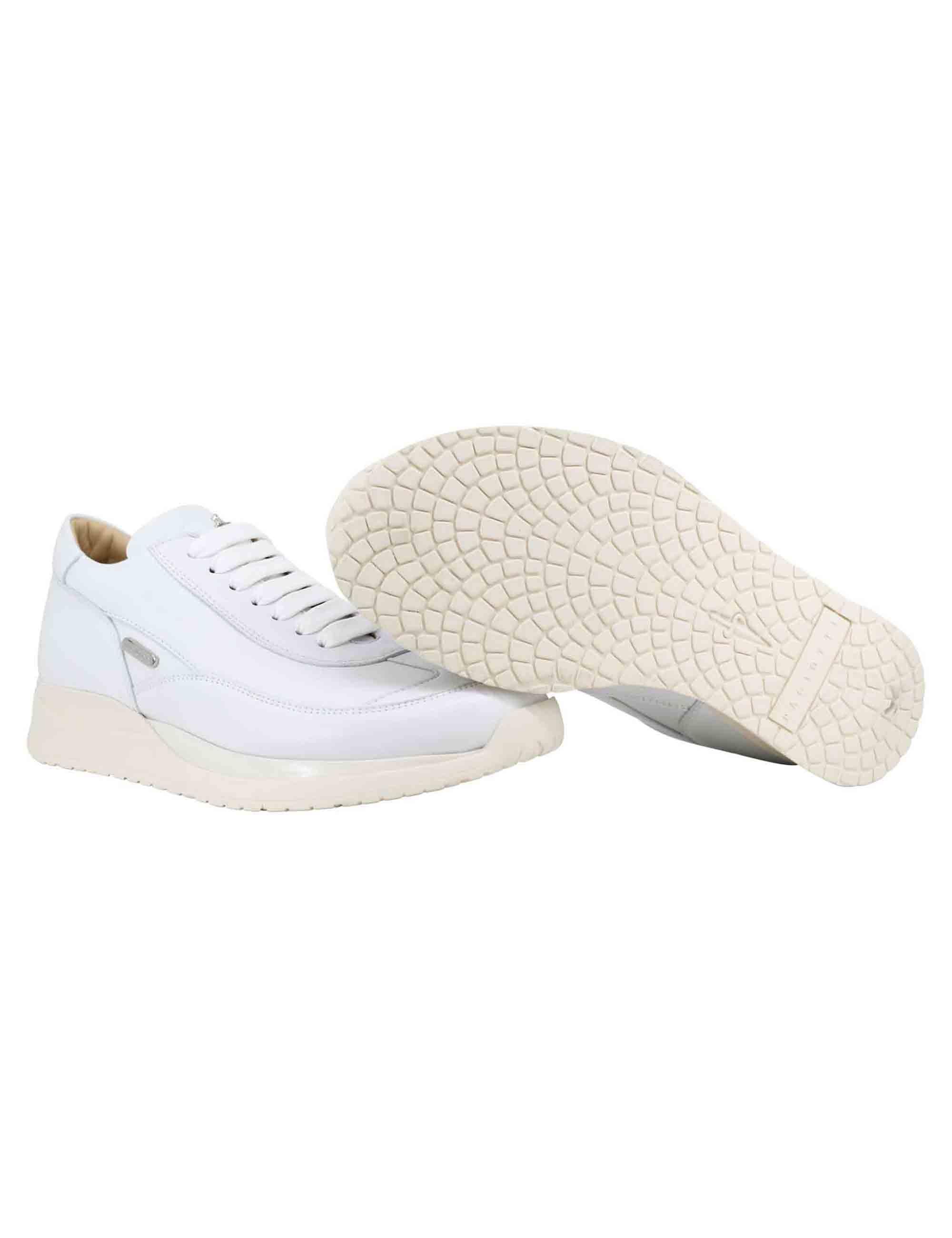 Sneakers donna in pelle laminata bianca GD65700W 1 Cesare Paciotti 