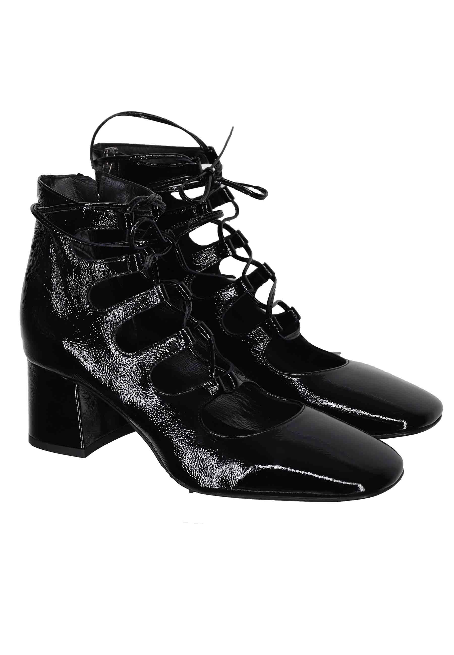 Decollete donna in vernice nera con lacci lunghi MIRA 12 001 Tattoo 