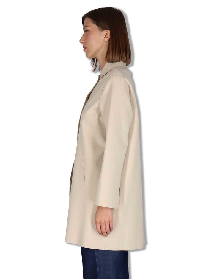 Spolverino donna in tessuto beige monopetto con bottoni in osso 50260003 031 Ewooluzione 