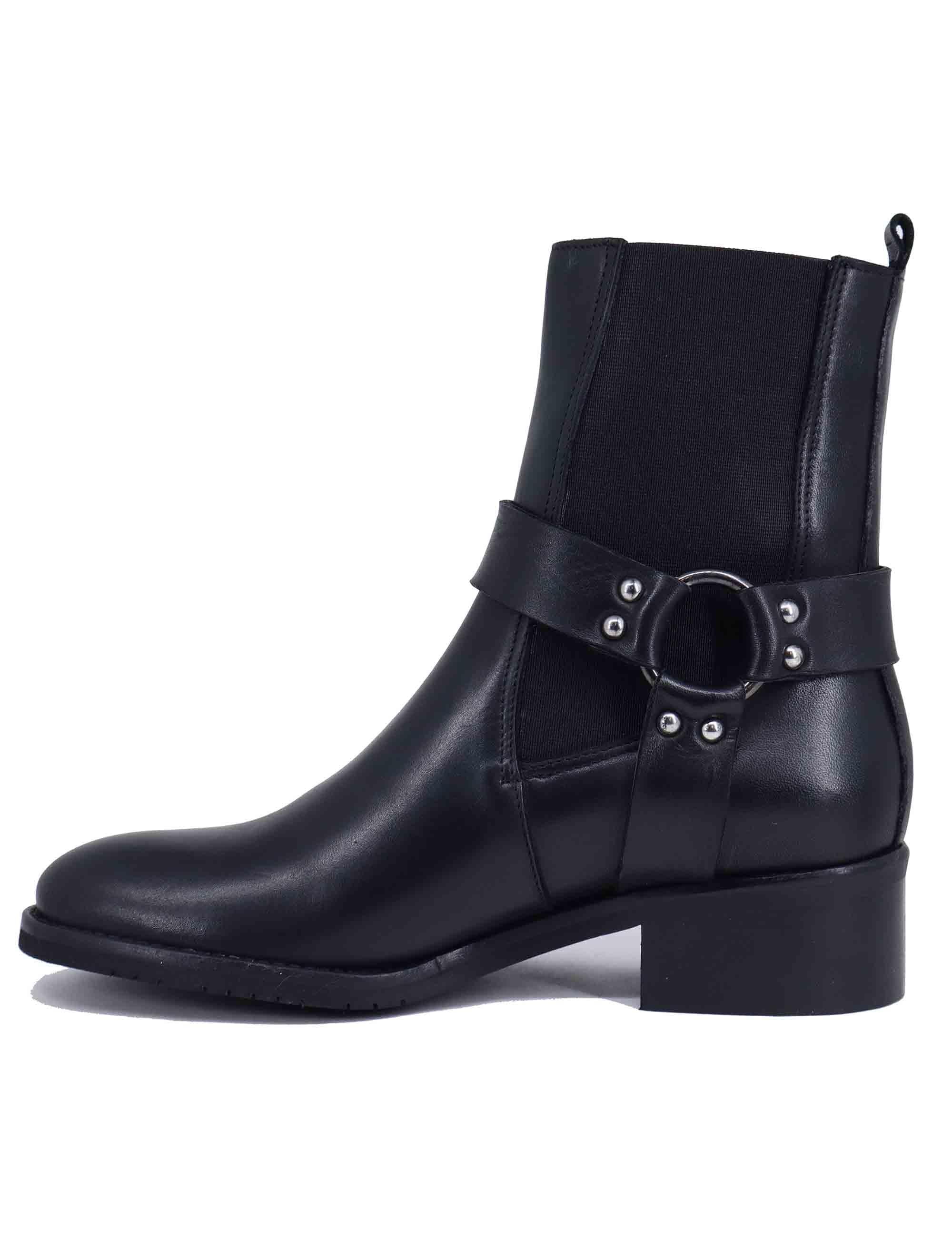 Stivaletti texani donna in pelle nera con borchie SPTRPR5005 001 Spatarella 