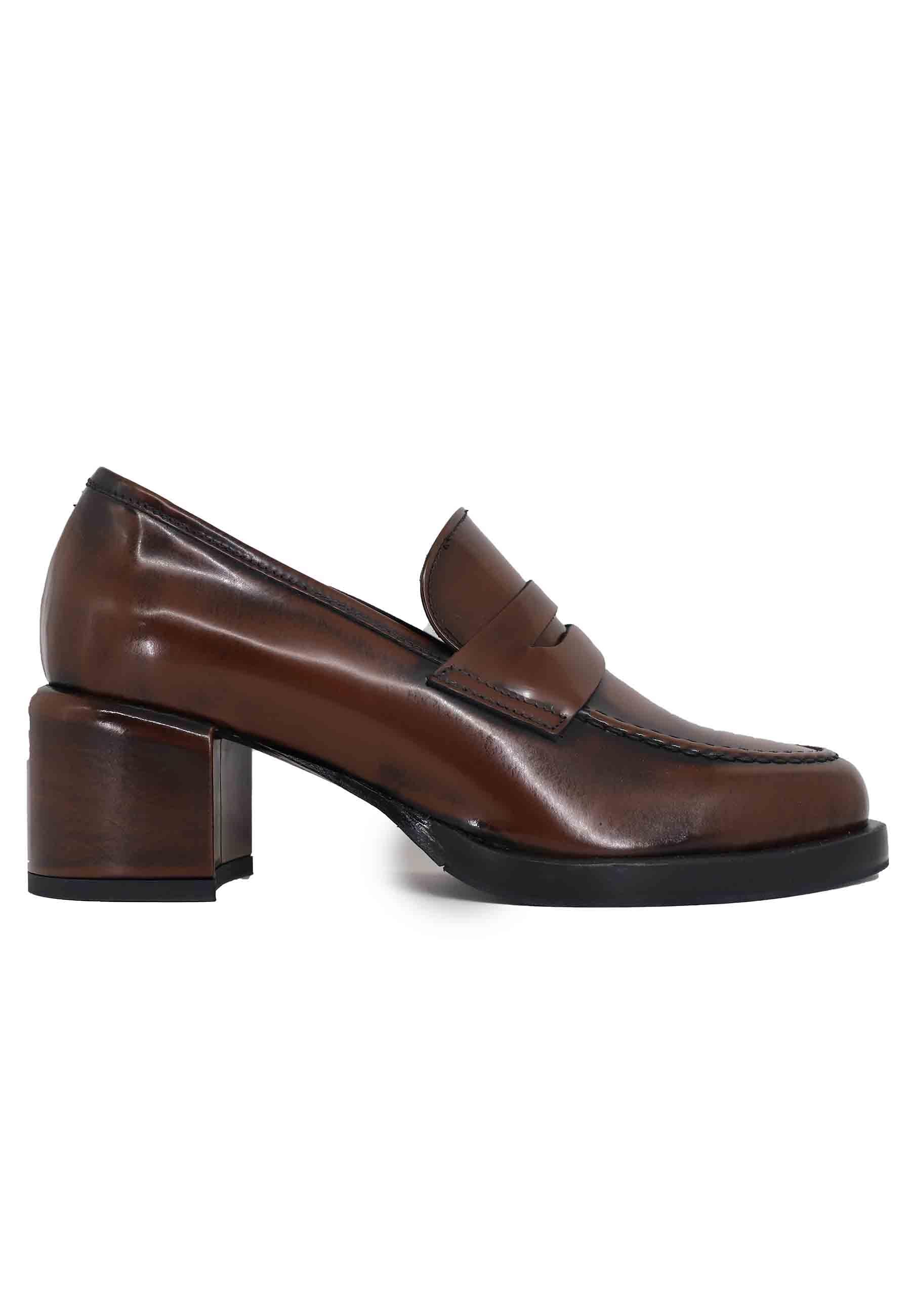 Mocassini donna in pelle marrone con tacco in pelle e punta tonda SMA23 012 Poesie Veneziane 