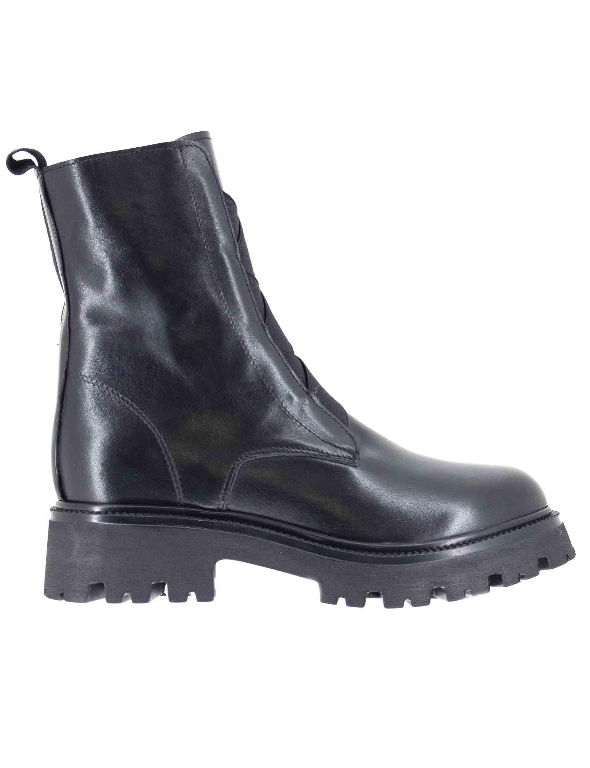 Stivaletti anfibi donna in pelle nera con elastici e suola carrarmato GAIA 13 001 Tattoo 
