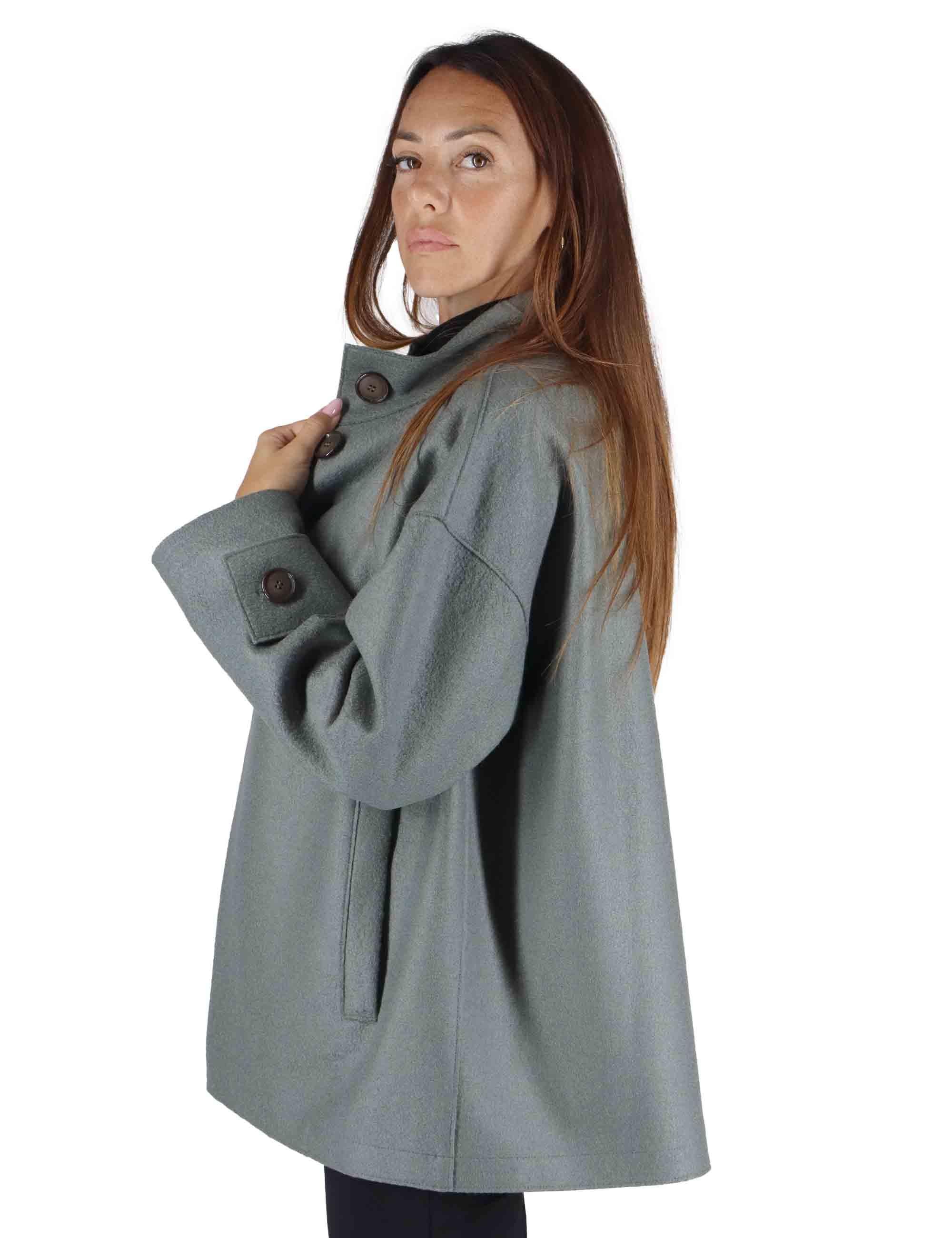 Giacconi donna Overbeck in lana grigia con bottone 51260053 E103 Ewooluzione 