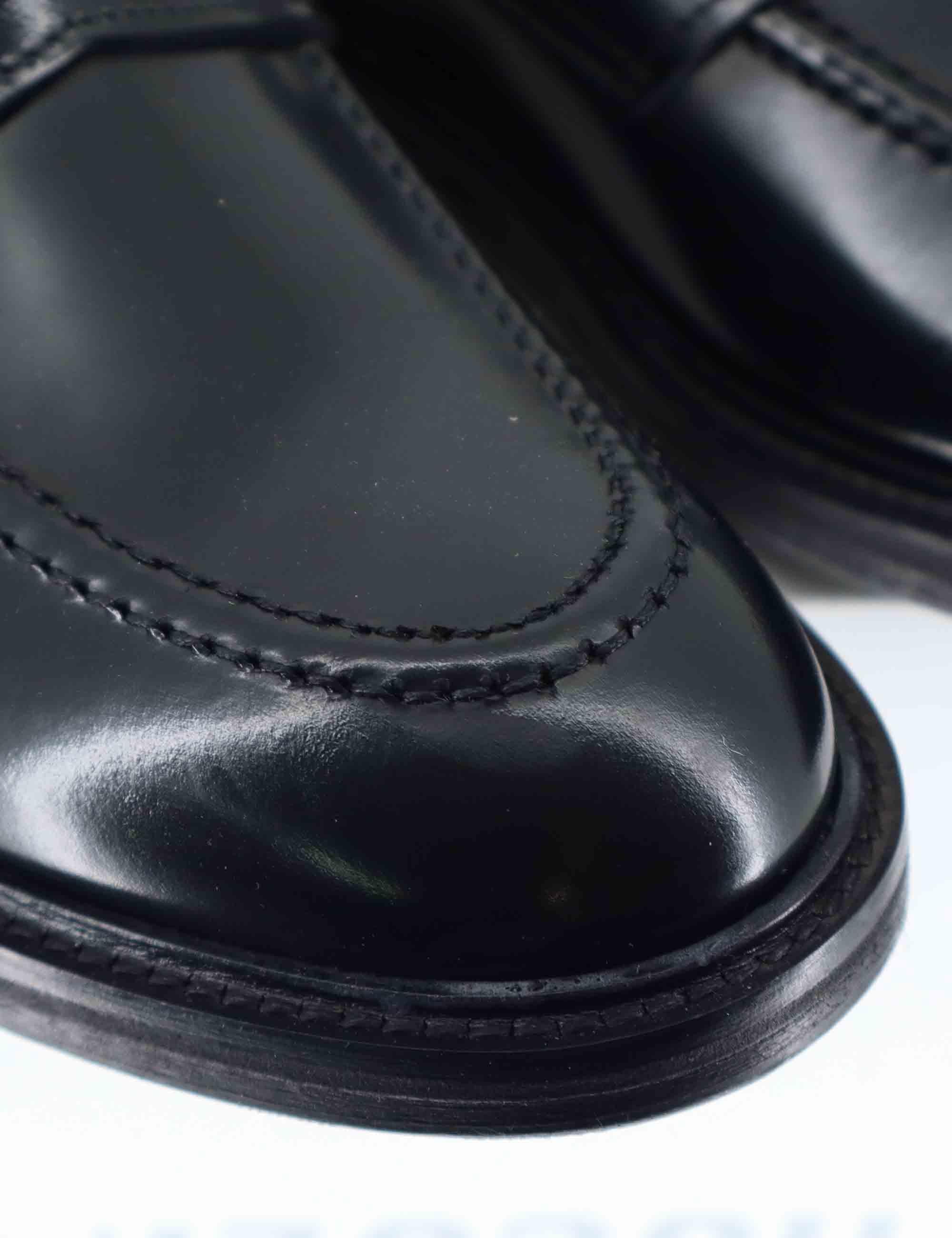 Mocassini uomo in pelle nera con suola in cuoio e gomma cucita SP10401 001 Spatarella 