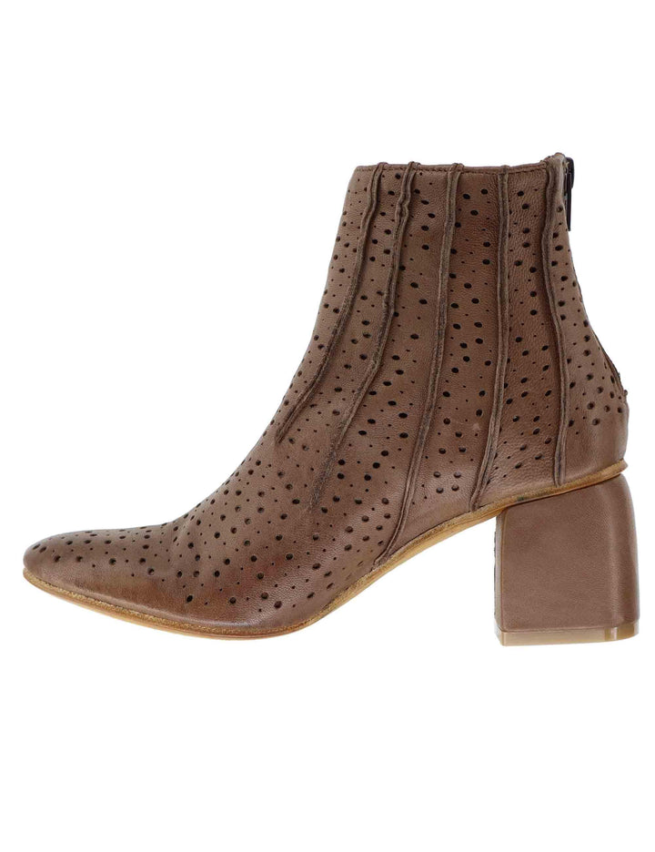 Stivaletti donna in pelle forata taupe con tacco alto 514505 032 Kudetà 