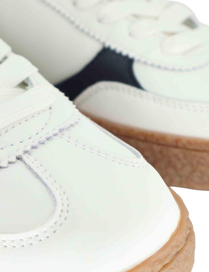 Sneakers uomo in pelle off white con riporti in contrasto e logo laterale ATLANTIDE012 137 Lyle & Scott 