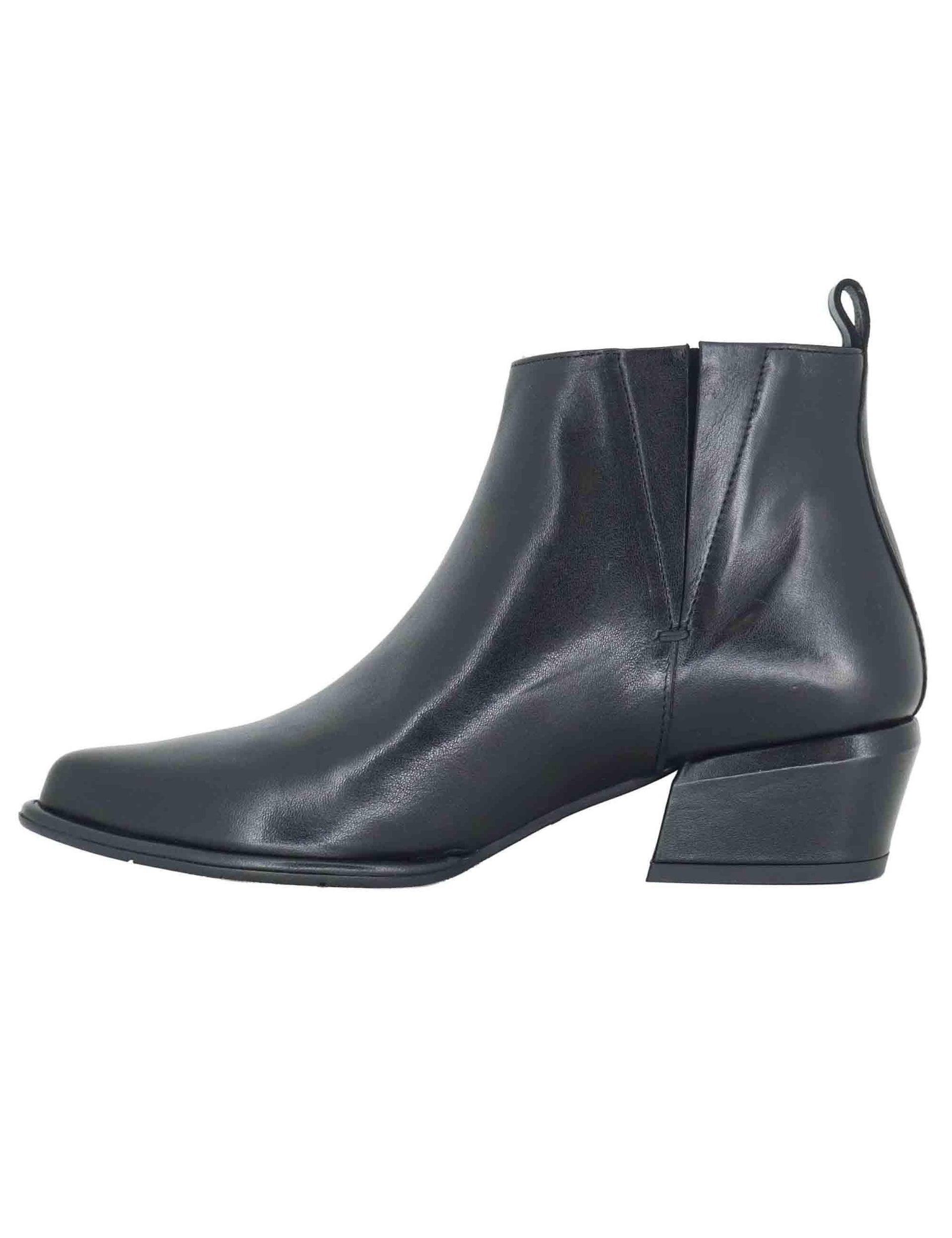 Stivaletti texani donna in pelle nera con tacco basso SP1065 001 Spatarella 