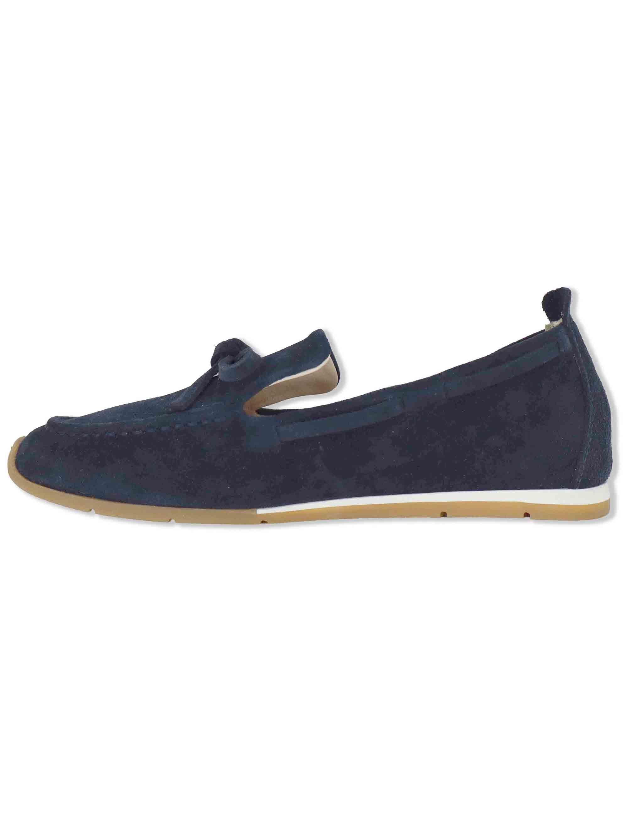 Mocassini donna in pelle blu con fiocchetti e suola bassa in gomma SP60109 002 Spatarella 