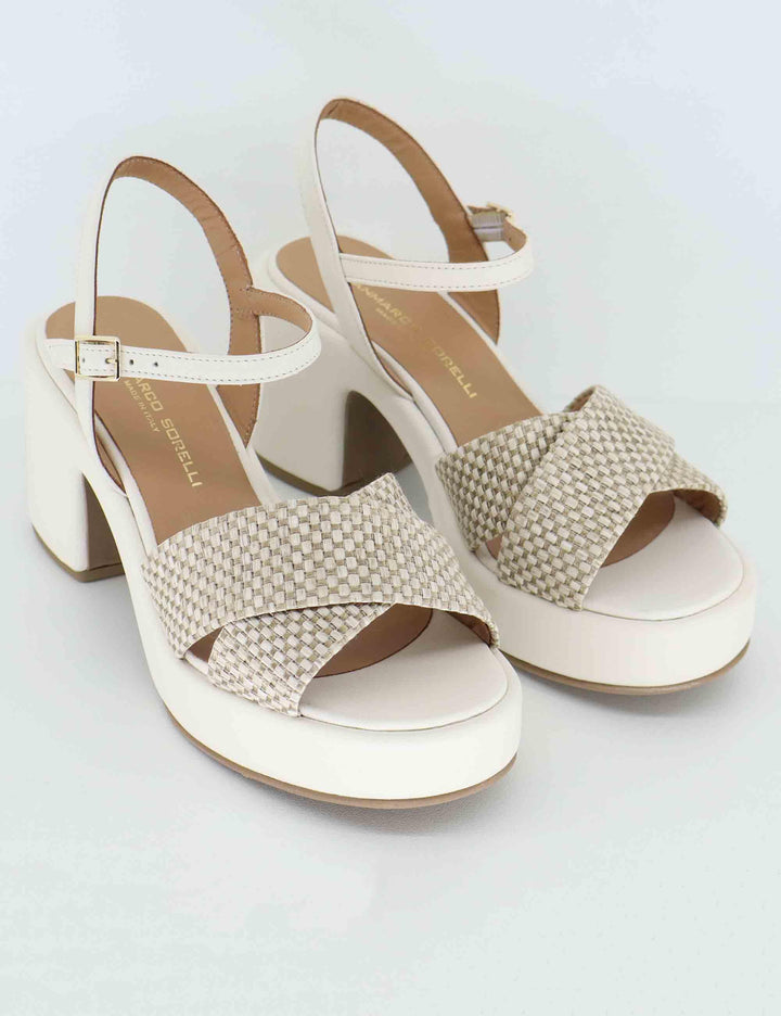 Sandali donna in pelle e tessuto off white con zeppa 2150 1 Gianmarco Sorelli 