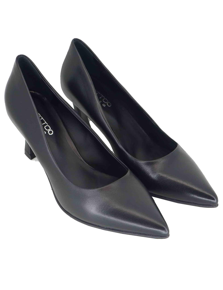 Decollete donna in pelle nera con tacco alto e punta a punta A 74 001 Tattoo 