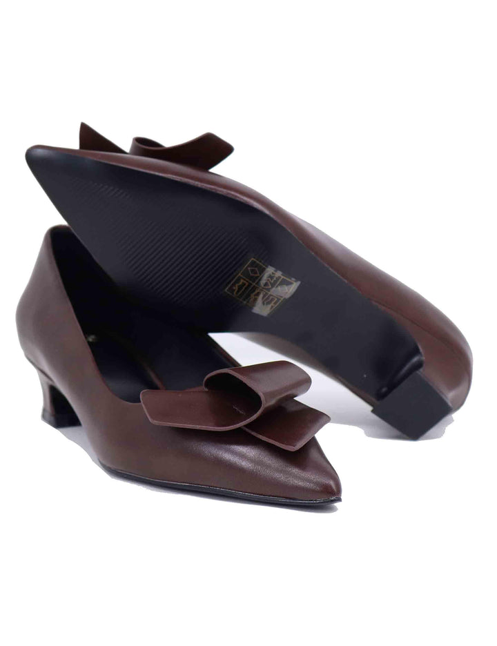 Decollete donna in eco pelle marrone con tacco basso T17000922001 014 Exe 