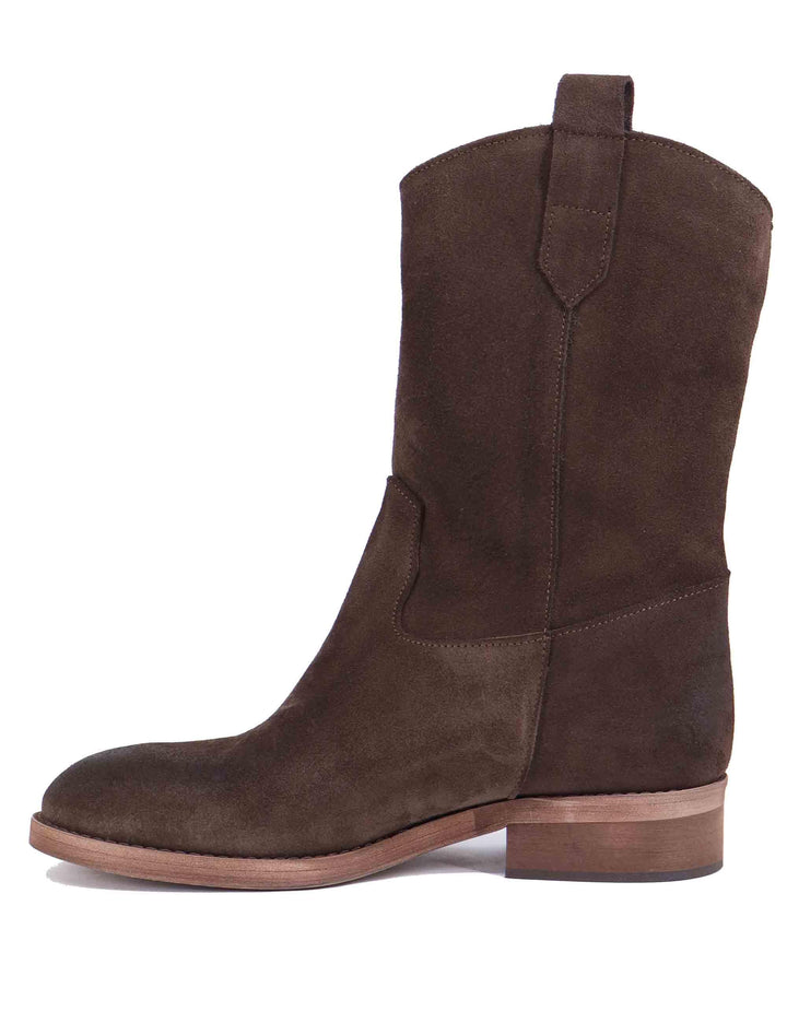 Stivaletti donna in camoscio marrone tacco basso SPCV27 014 Spatarella 