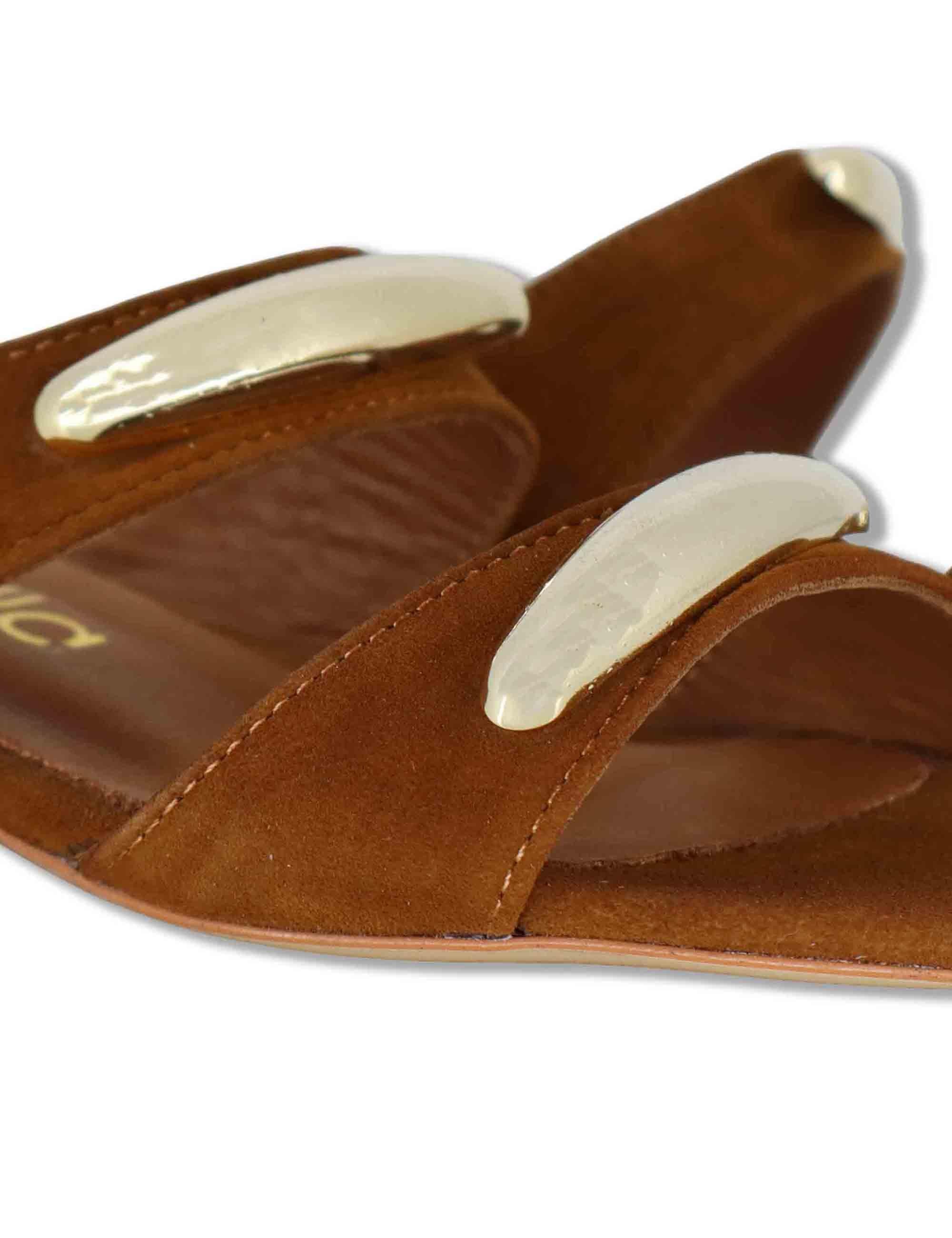 Sandali donna in camoscio cuoio doppia fascia con accessori e tacco basso SP261528 014 Spatarella 