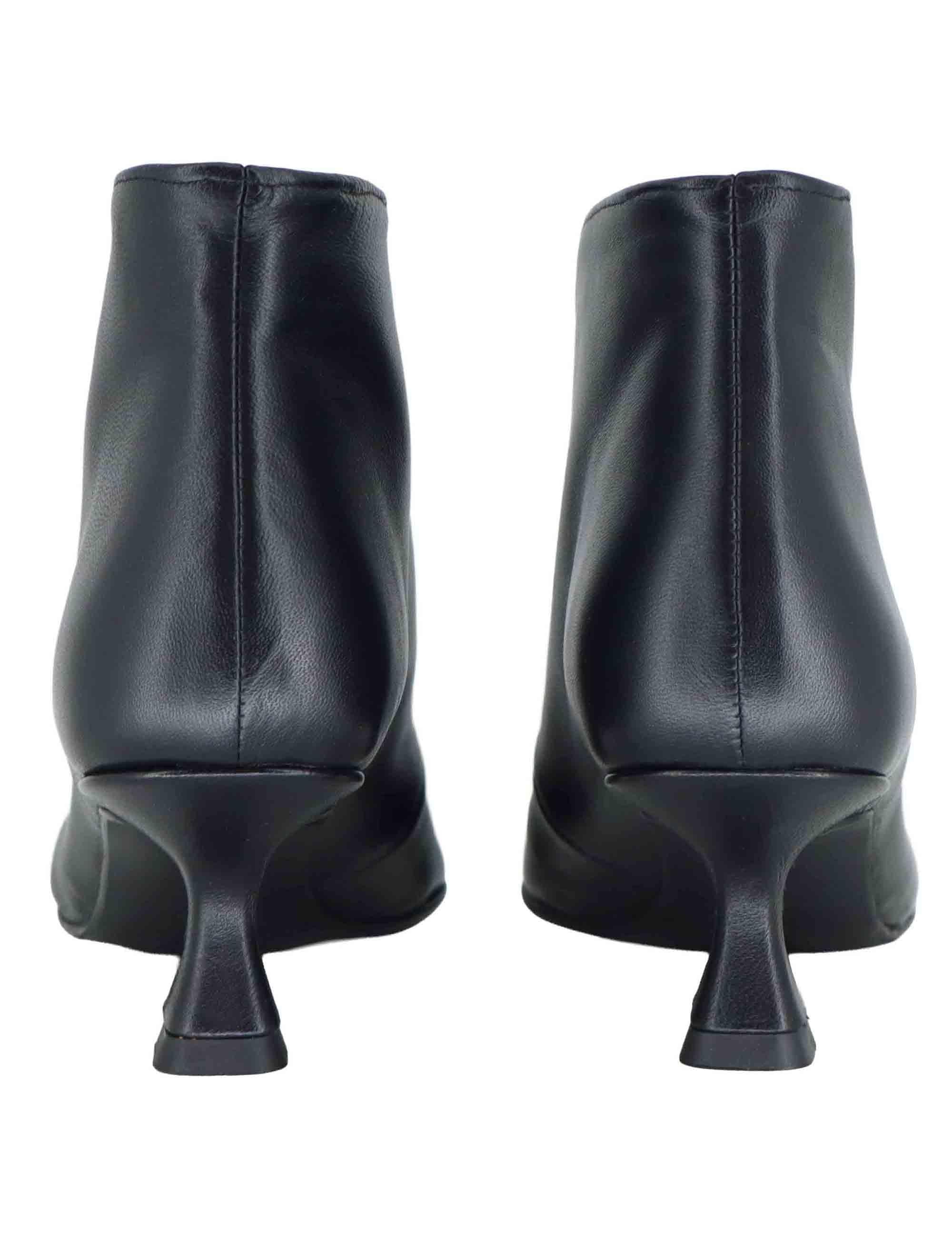 Stivaletti ankle boot donna in pelle nera ultra soft SP1073 001 Spatarella 