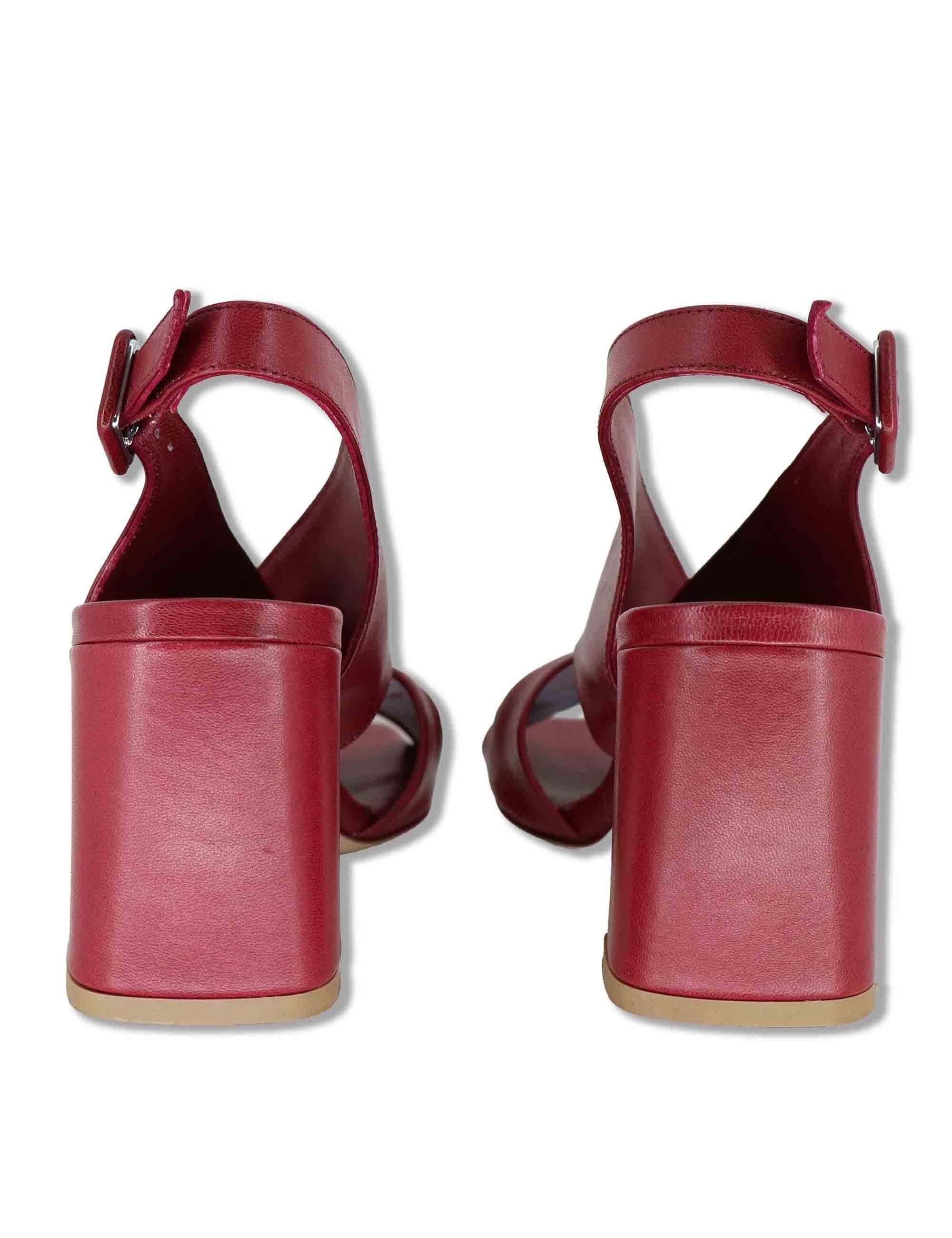Sandali donna slingback in pelle rossa con punta quadra e tacco grosso DS2674/G 005 L'Arianna 