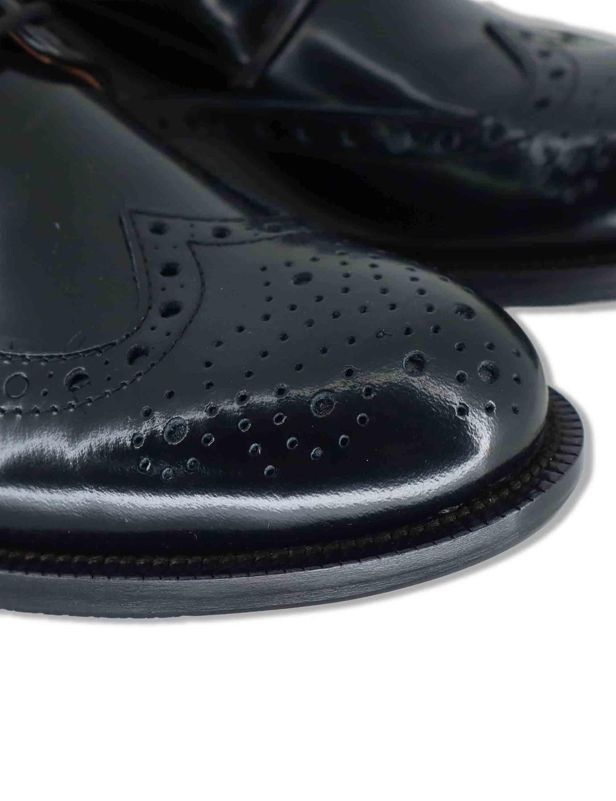 Stringate uomo in pelle nera con impunture all'inglese e suola in cuoio SPDU608 001 Spatarella 