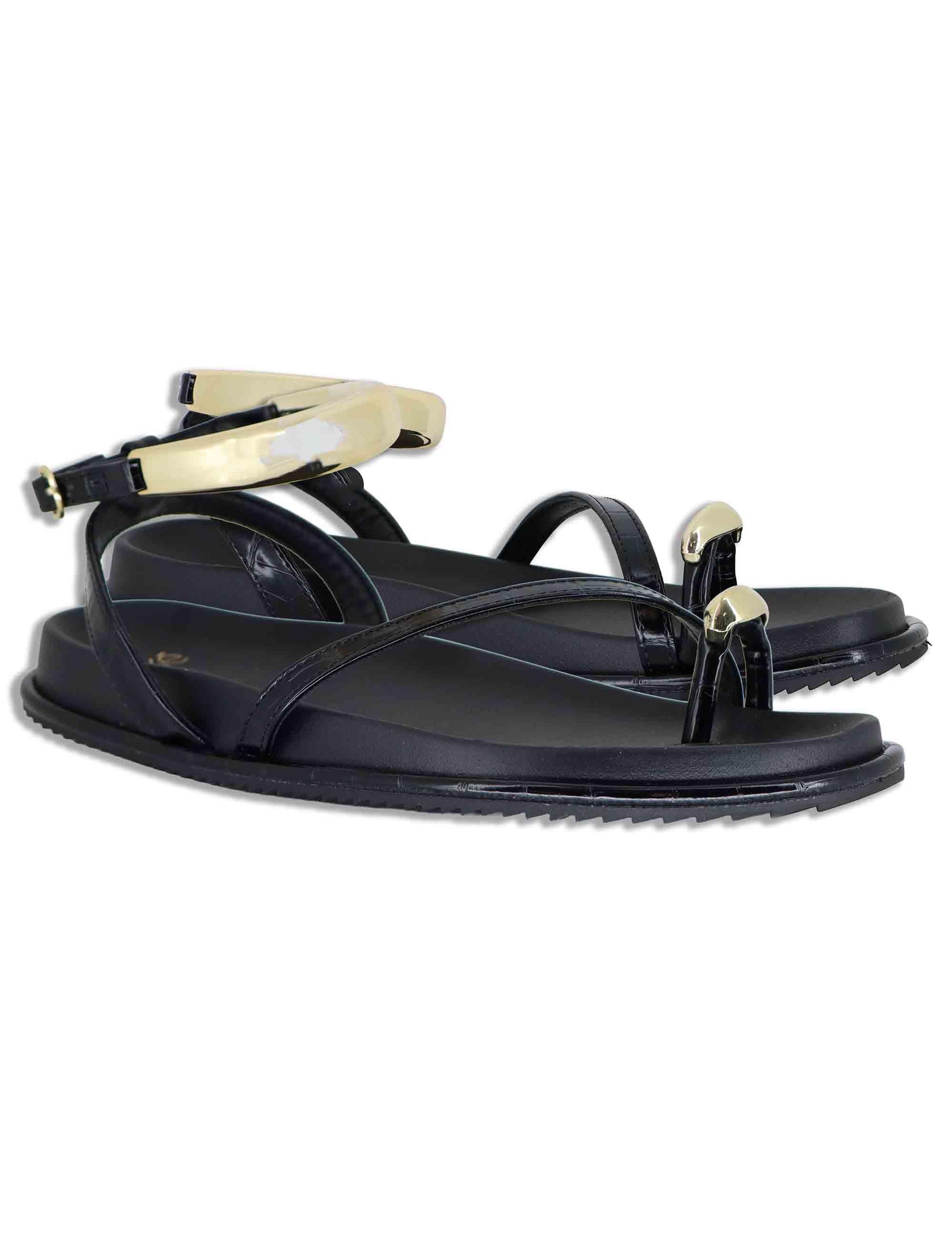 Sandali donna infradito basso in eco pelle nera con anello e bracciale W427A324 1024 Exe 