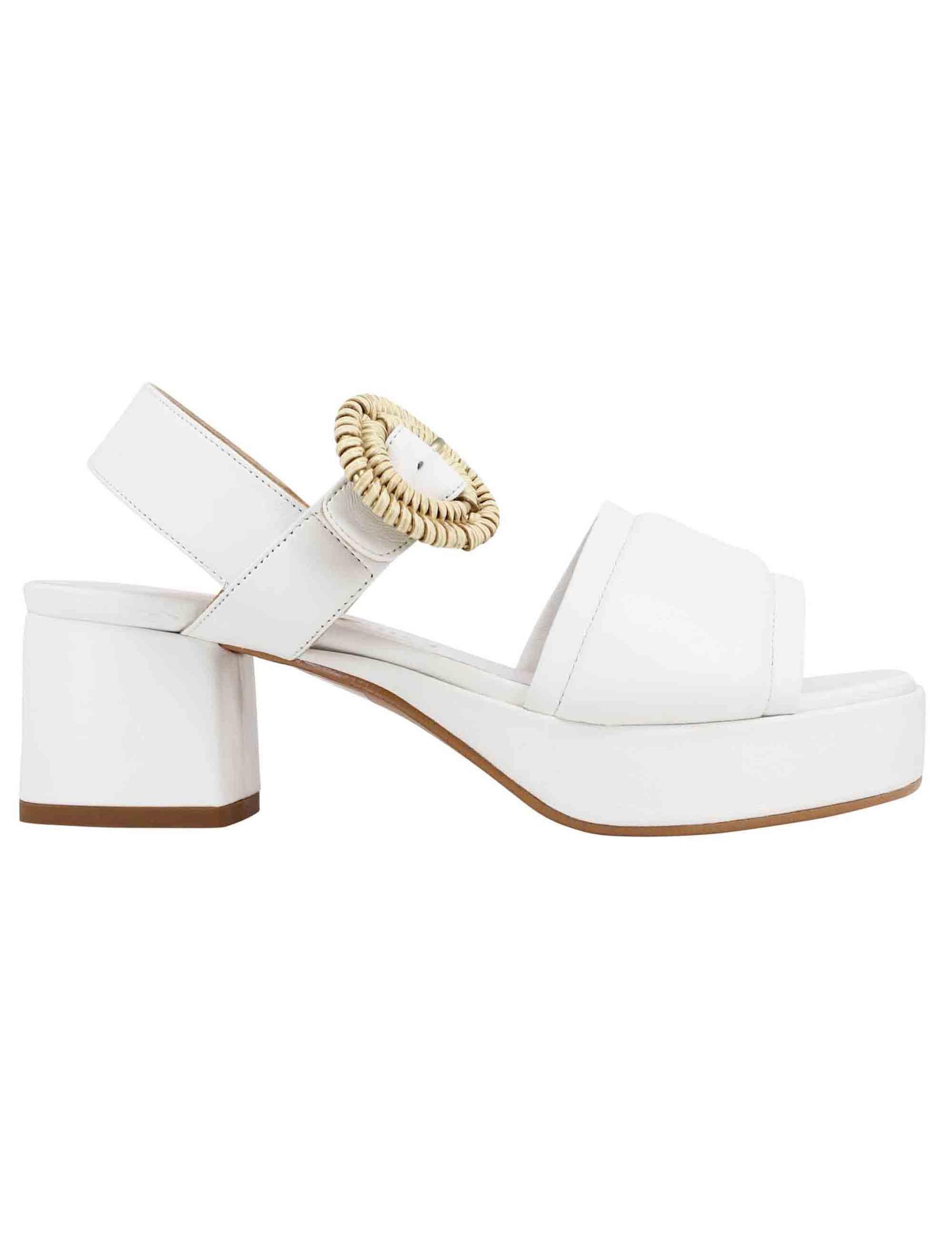 Sandali donna in pelle bianca con fibbia rivestita e tacco e plateau SP887 100 Spatarella 