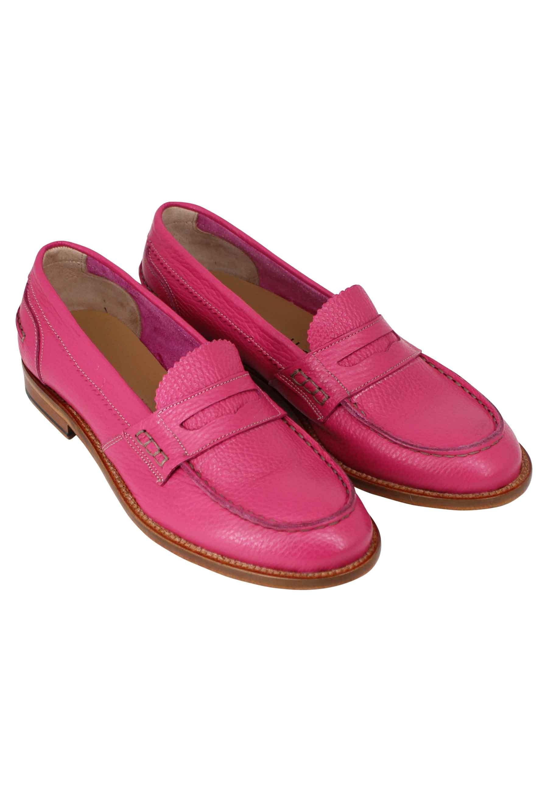 Mocassini donna in pelle martellata fuxia con bendina in tono e suola in cuoio SPD306 053 Spatarella 